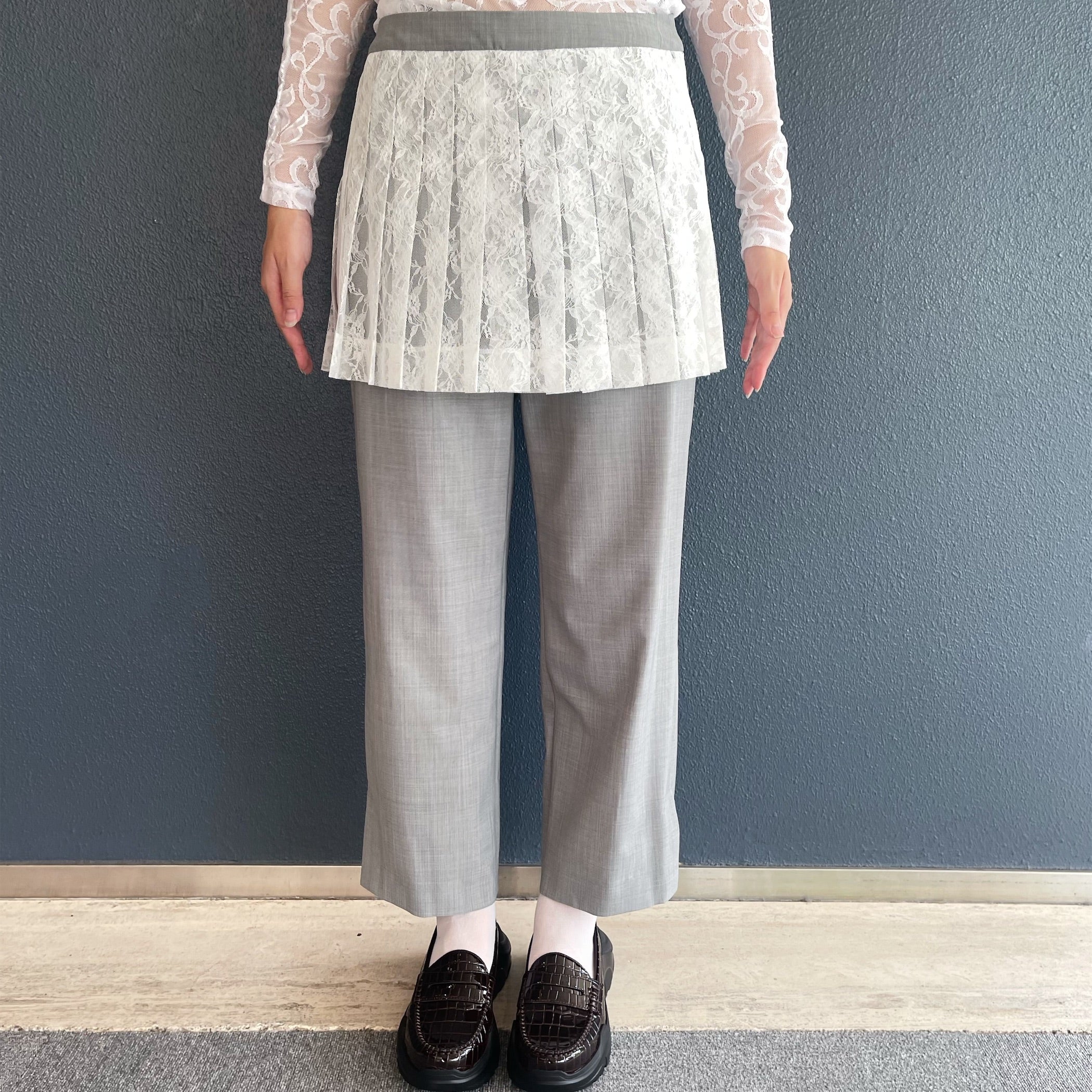 Simone Skirt Pants / Light Gray x White Lace / プリーツスカート