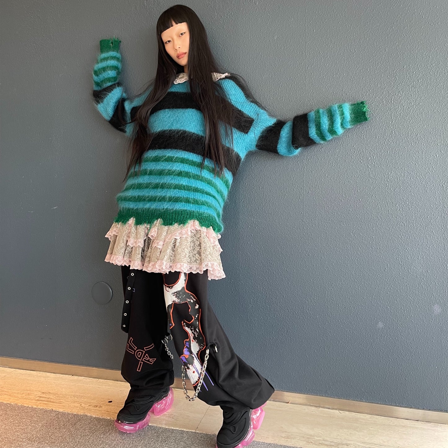 WIDE SWEAT PANTS MULTI PRINT / BLACK / スウェットプリントパンツ