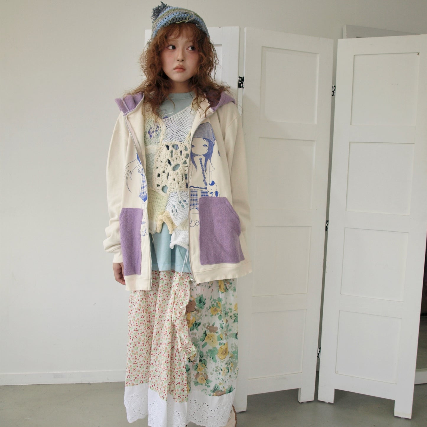 【Collabolation with Lee Haesun】Haesun Angels hoodie / Sand / グラフィックフーディー