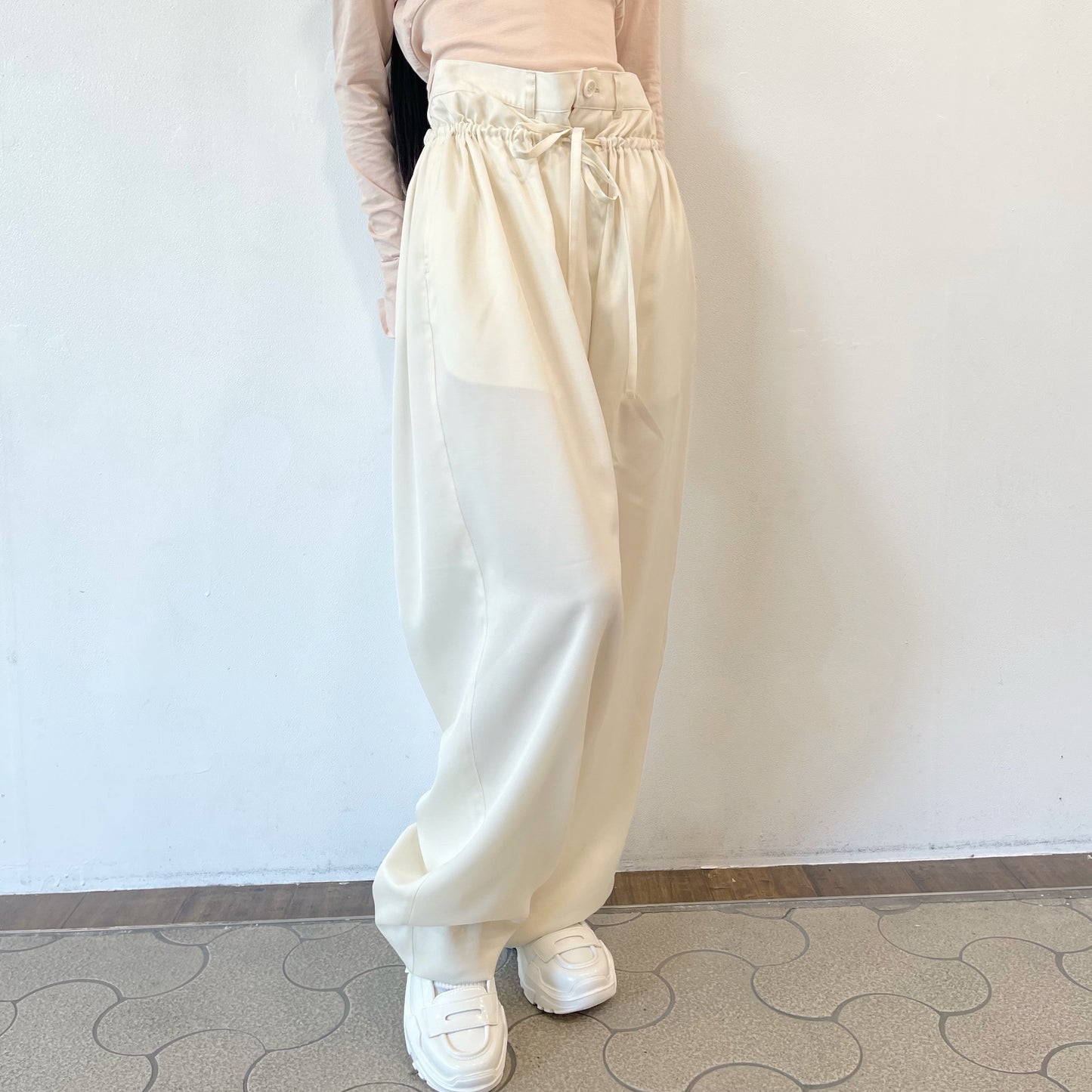Wring wide pants / WHITE / ギャザーワイドパンツ