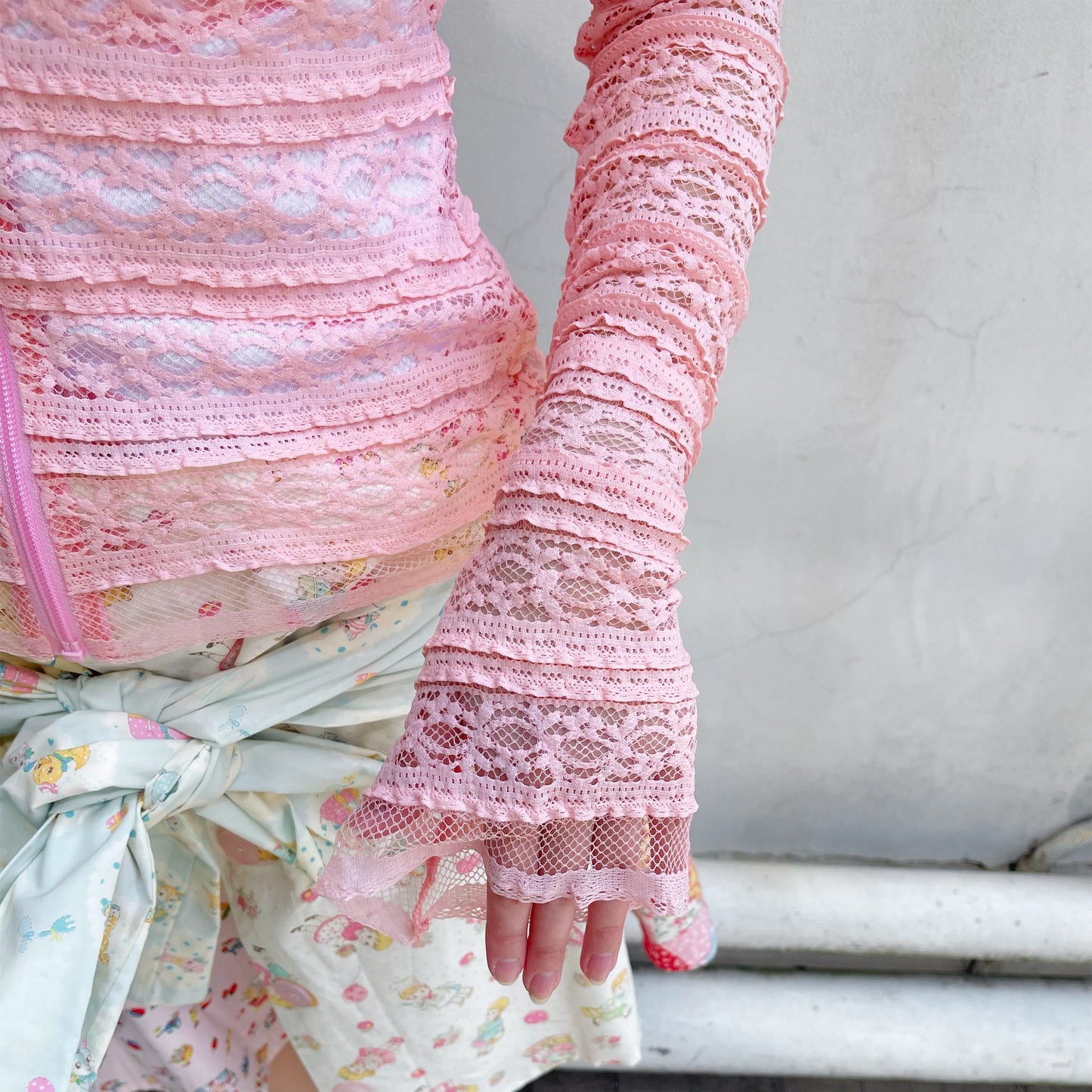 LACE HOODIE / PINK / レースジップアップフーディー