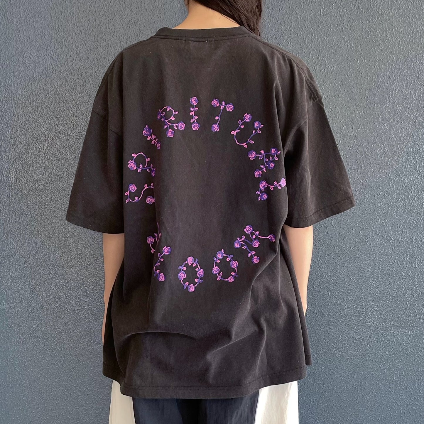 AMY FLOWER CROWN T-SHIRT BIOWASHED / BLACK / MAYA SHIBASAKIコラボレーション