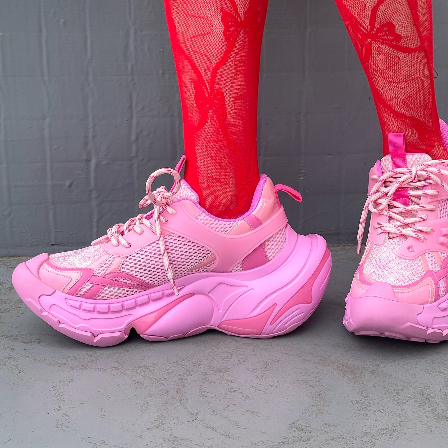 MULTIVERSE Ⅱ / PINK / MIKIOSAKABEスニーカー