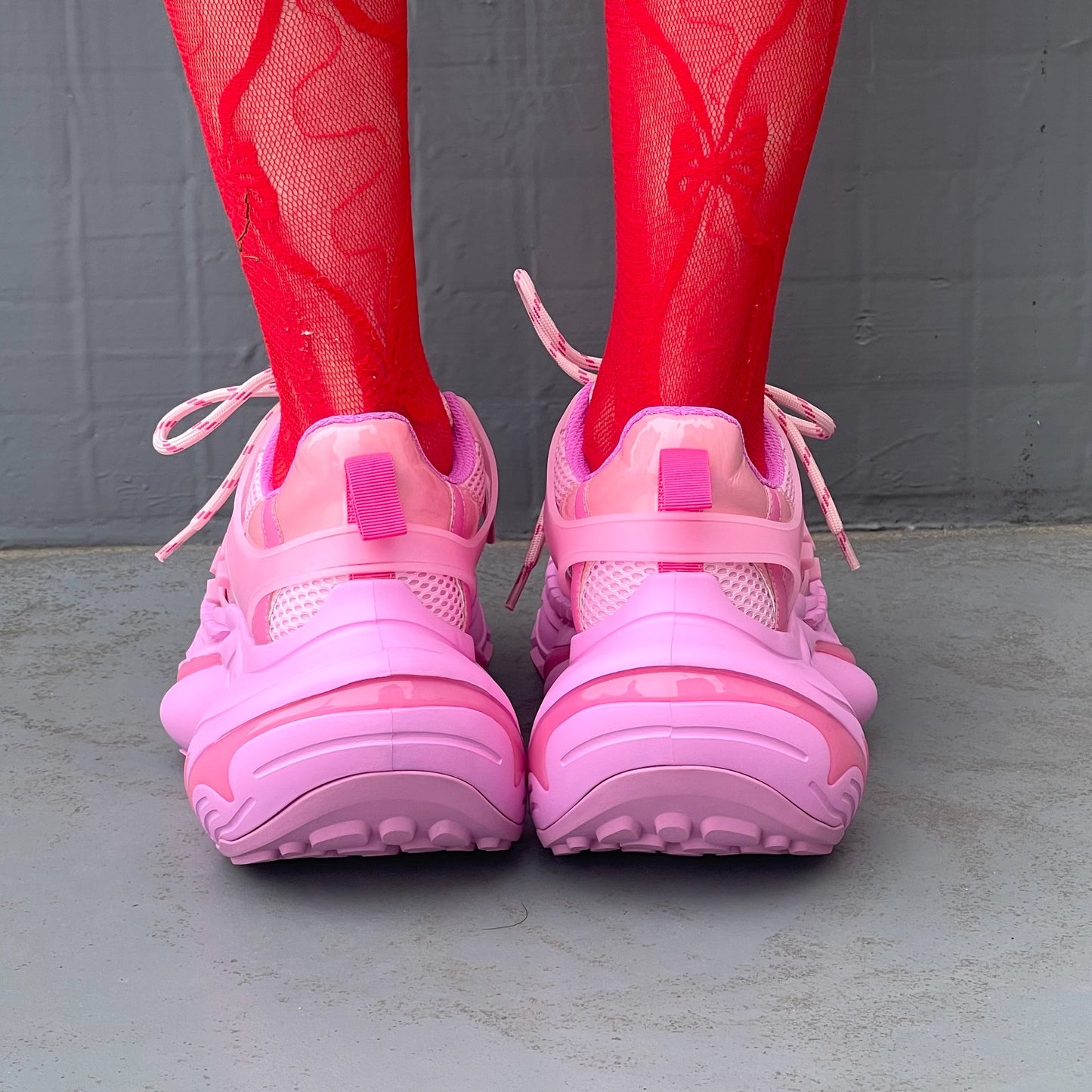 MULTIVERSE Ⅱ / PINK / MIKIOSAKABEスニーカー