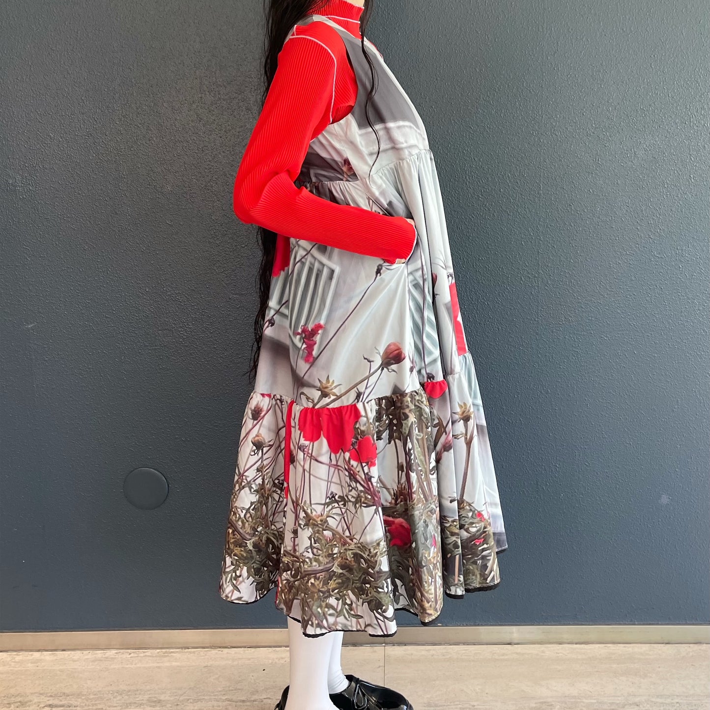REVERSIBLE GATHER ONE-PIECE / FLOWER x BLACK / リバーシブルギャザーワンピース