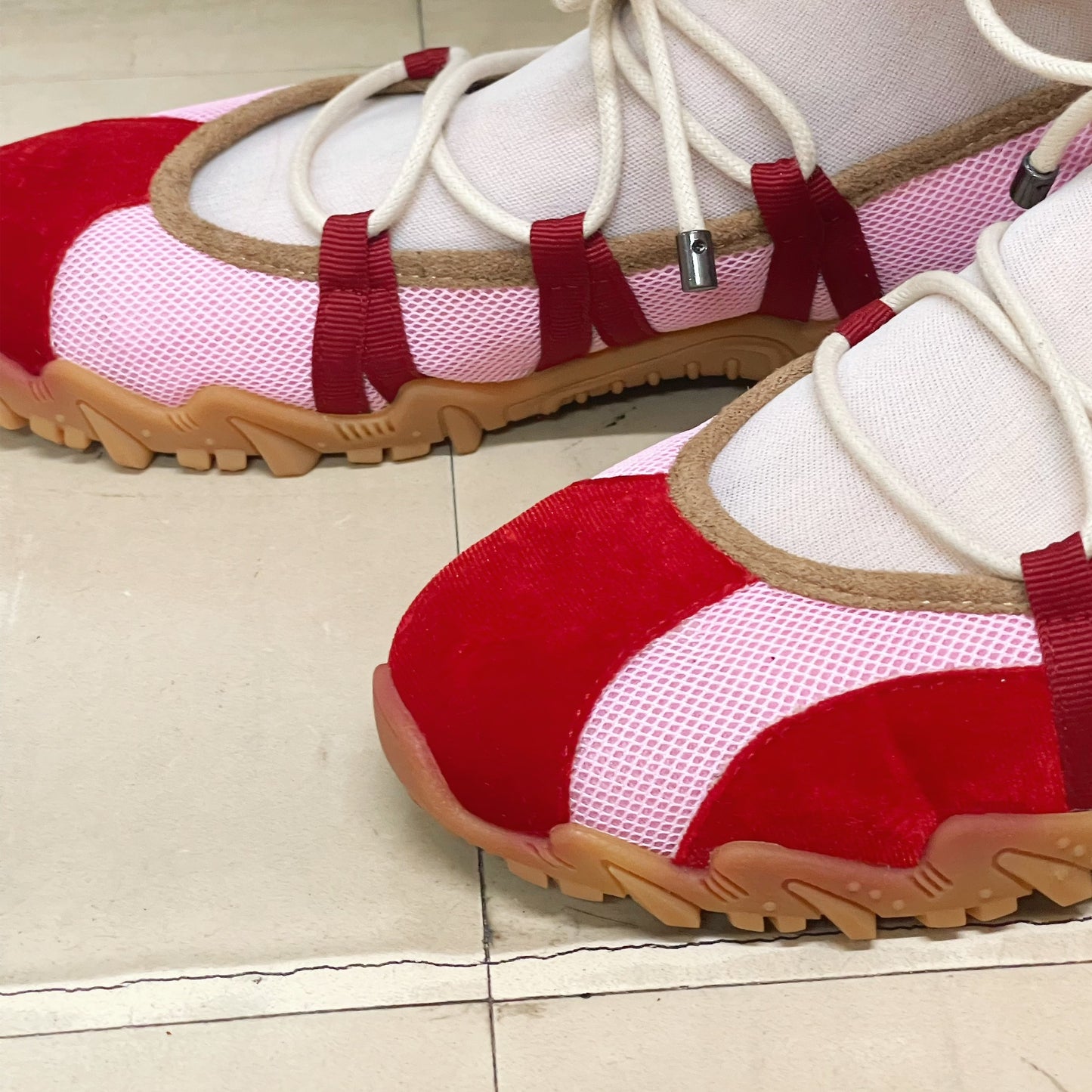 Turn / Red x Pink / yushokobayashiシューズ