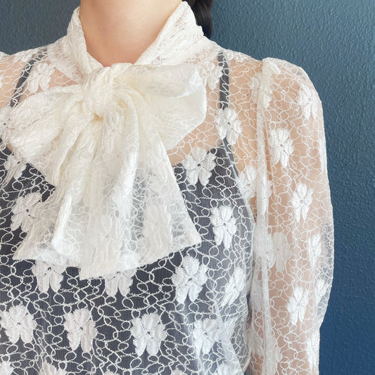 Lace Bow Blouse / Off White / レースボウブラウス