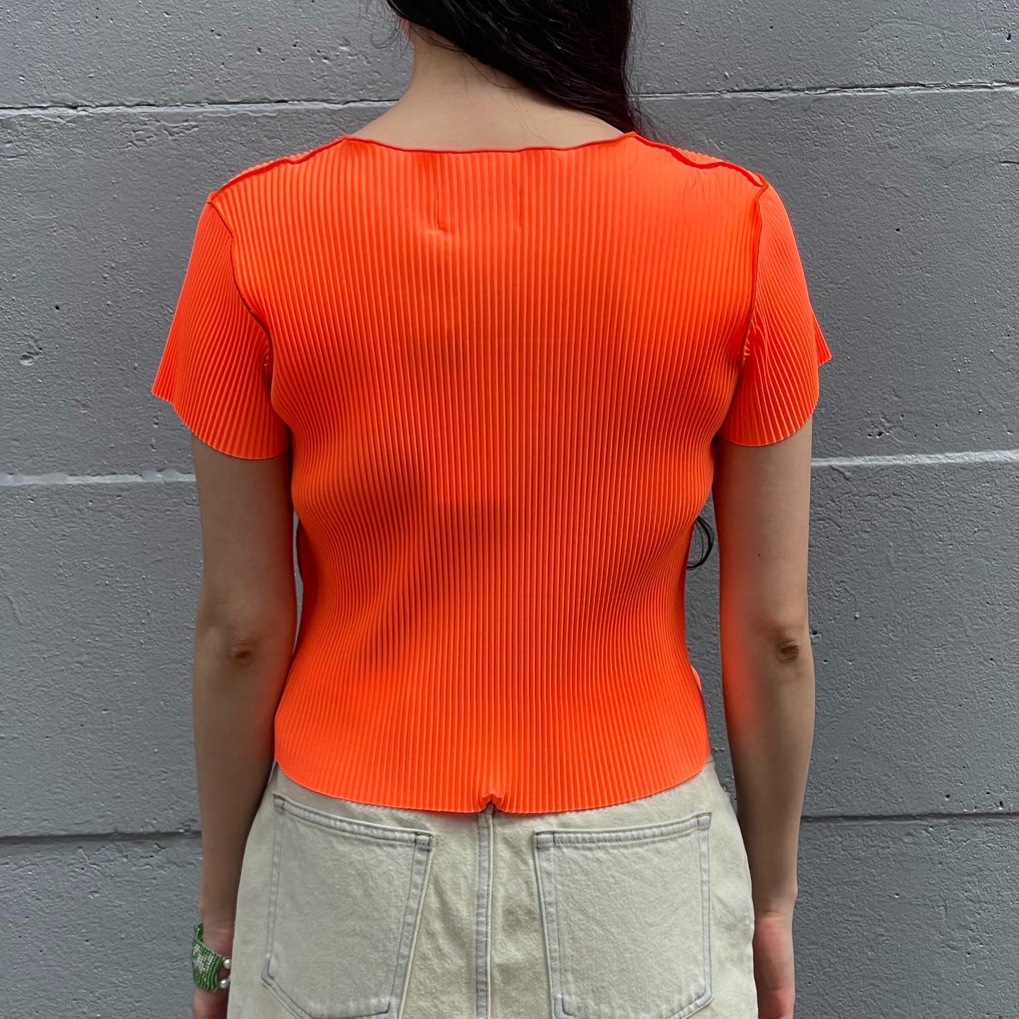 U-NECK TINY TOP / NEON / Uネックプリーツトップ