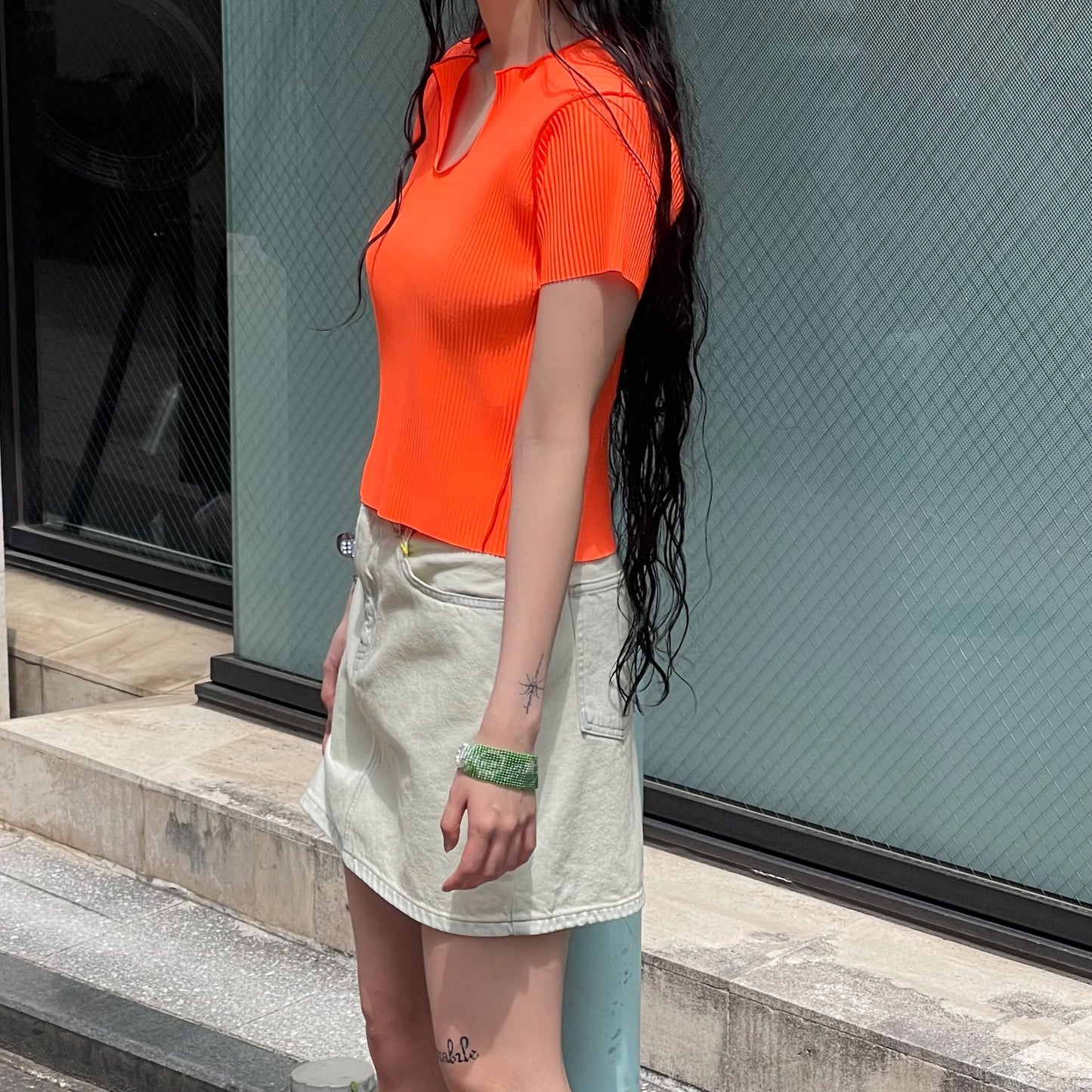 U-NECK TINY TOP / NEON / Uネックプリーツトップ