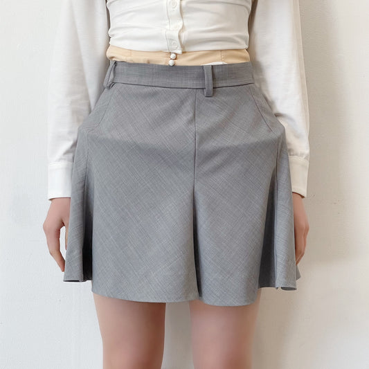 social mini skirt / light gray / ボーンミニスカート