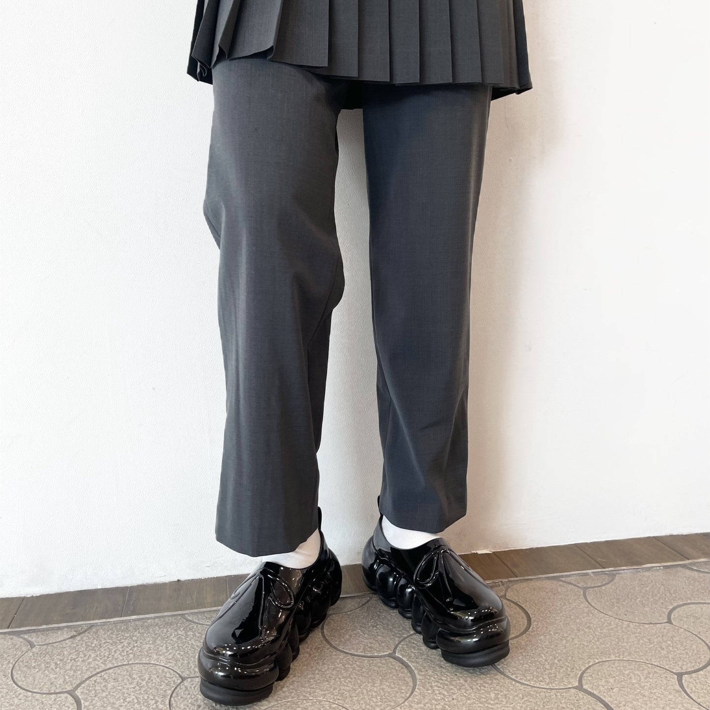 Simone Skirt Pants / Gray / プリーツスカートパンツ