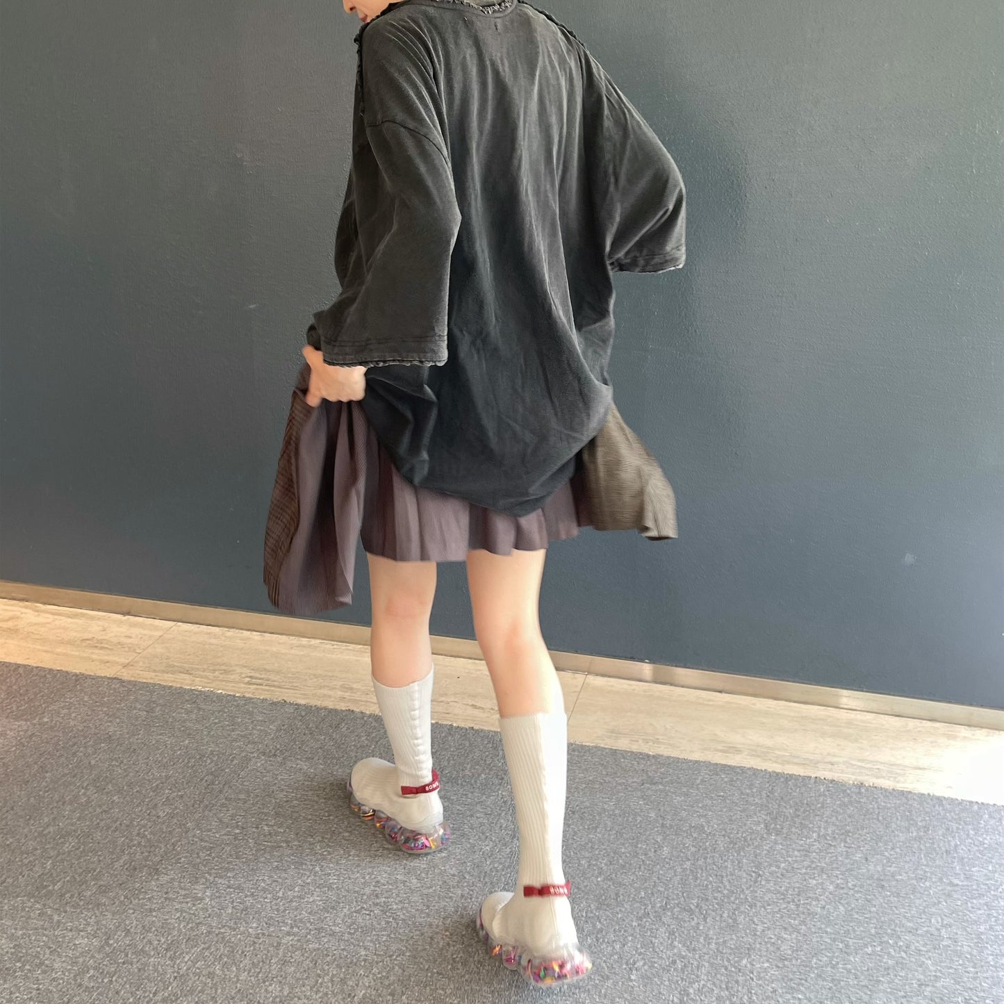 BUG PLEATS SKIRT MINI / GRAY / ドッキングスカート