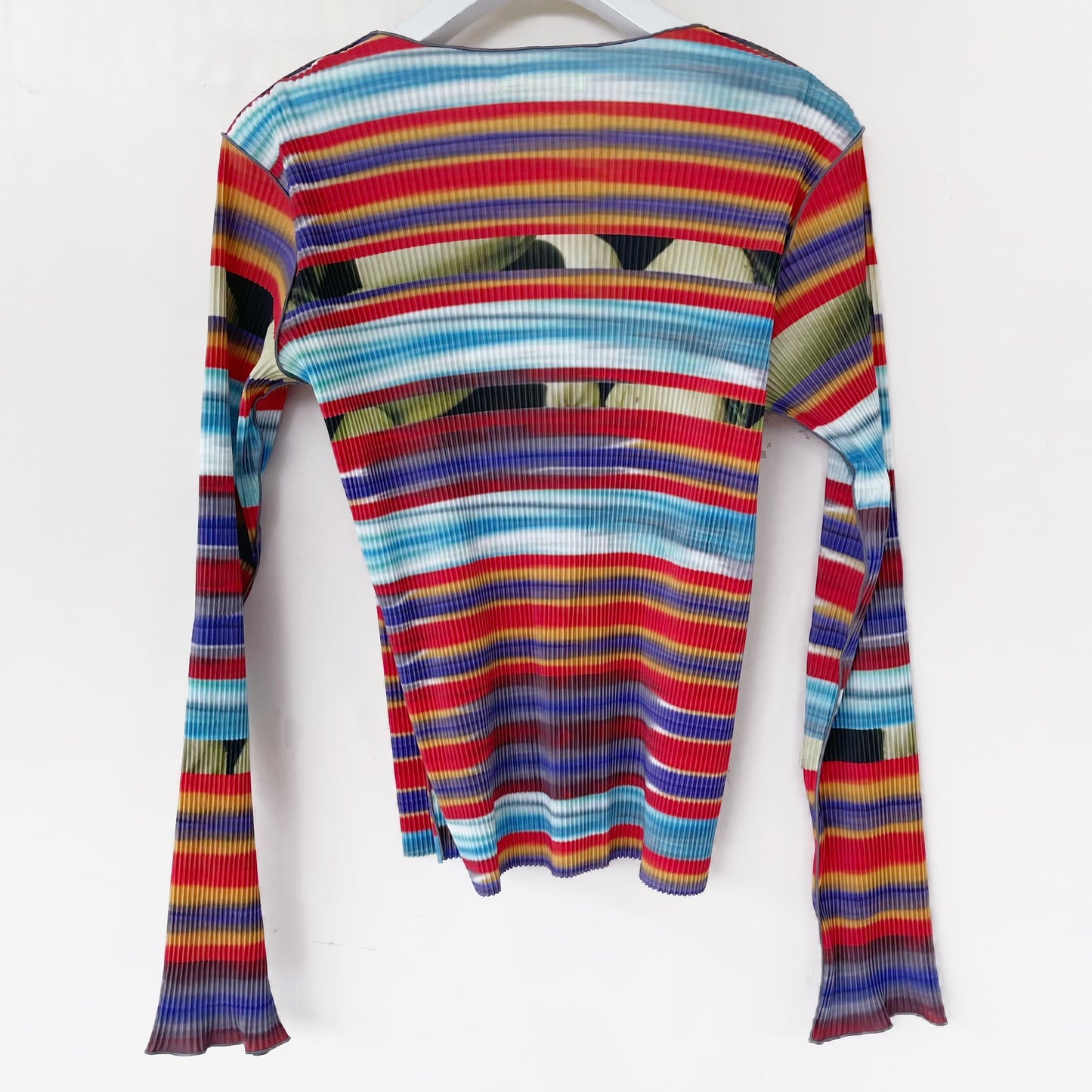 GRAPHIC TOP / RAINBOW / グラフィックトップ