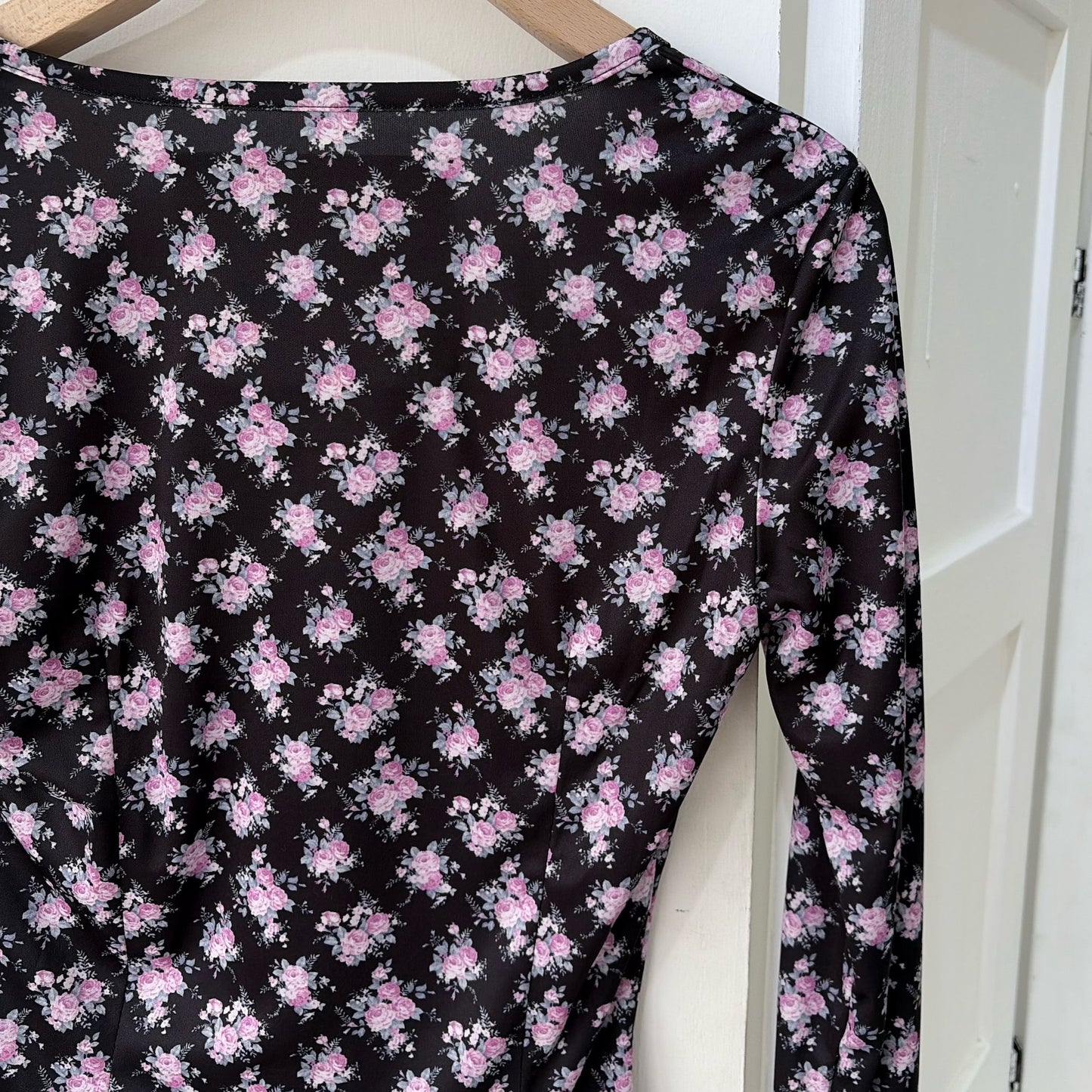 FLOWER PRINT T / BLACK / フラワープリントトップ