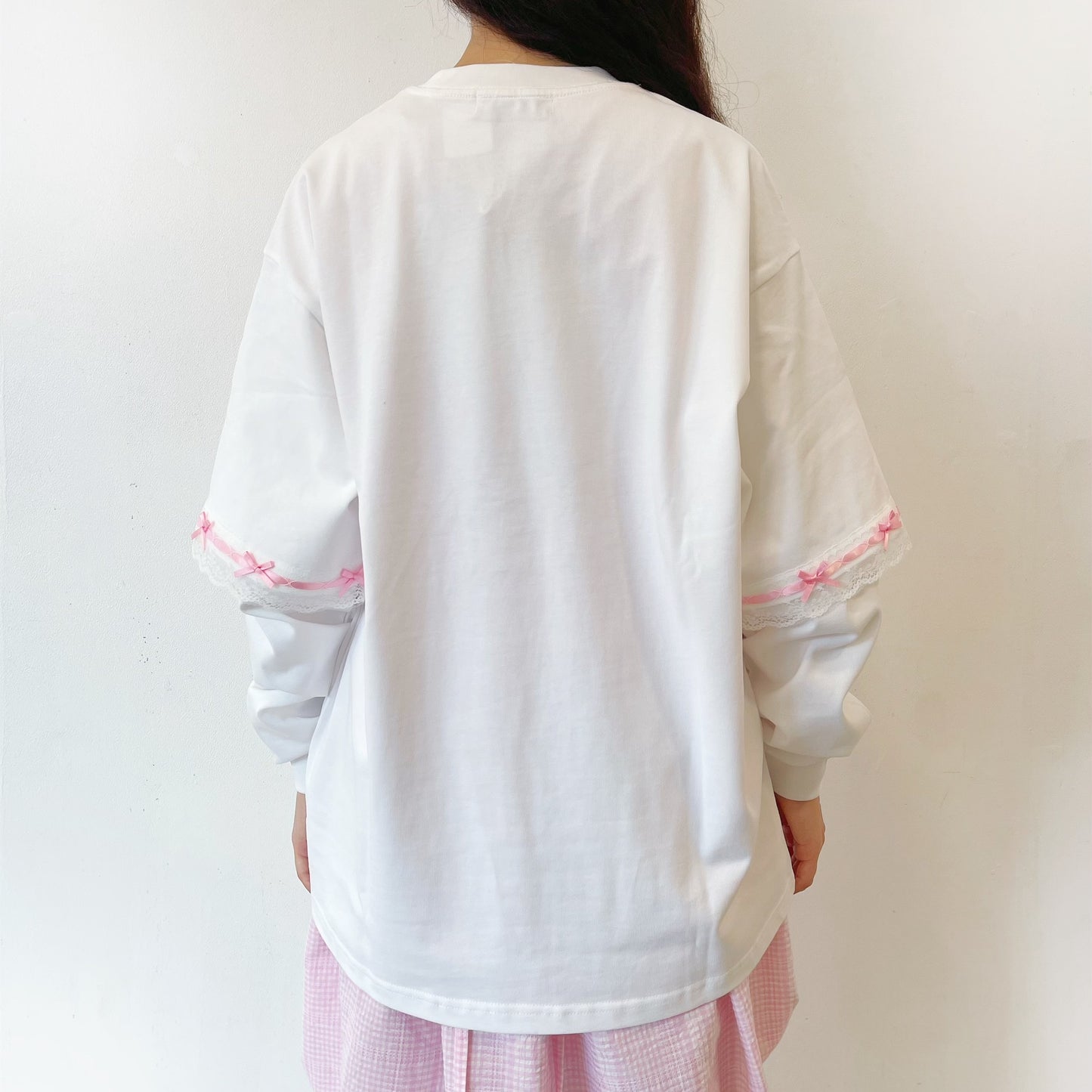 EMILY YV graphic long Tee / White / グラフィックロングスリーブトップ