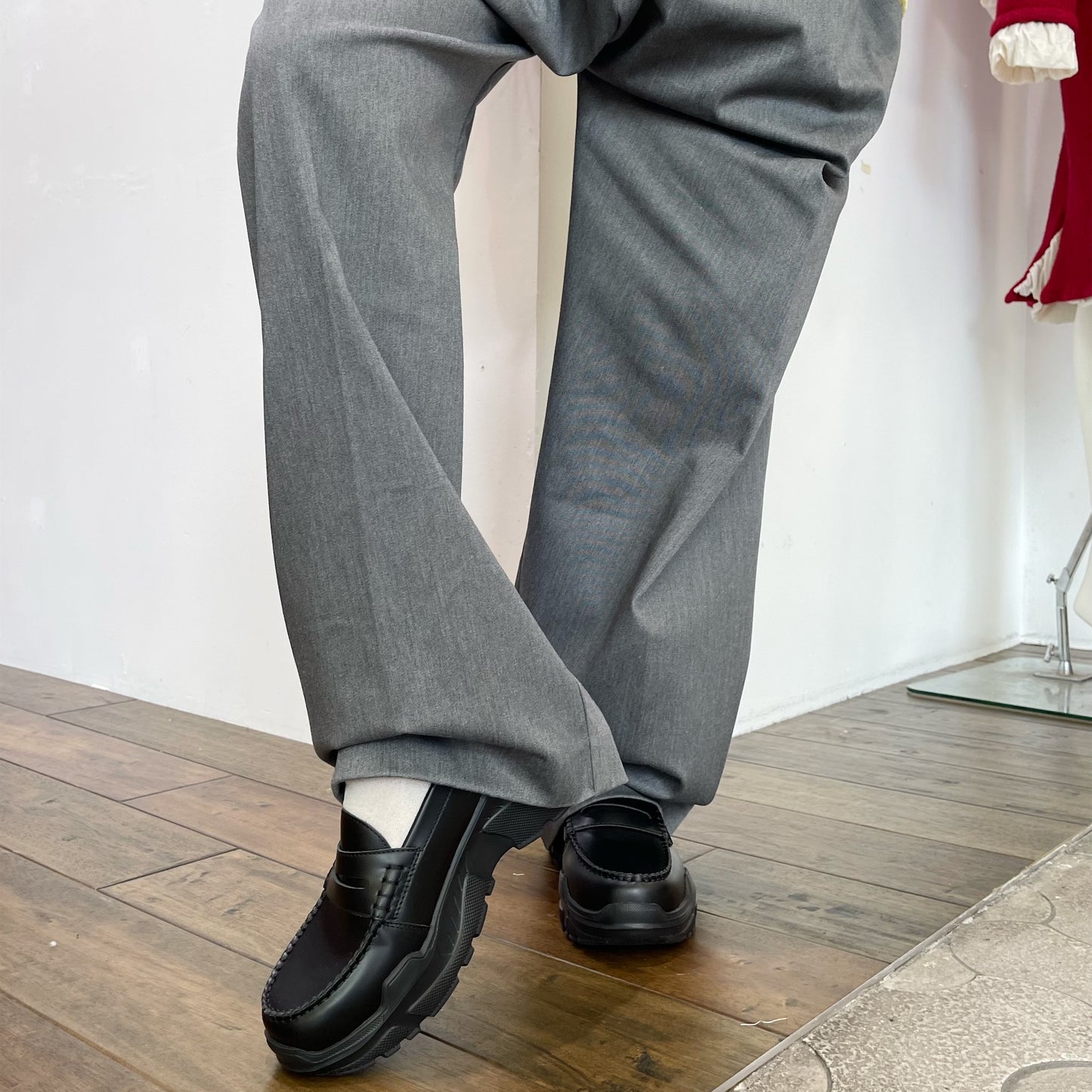 drape pants / gray / しわパンツ