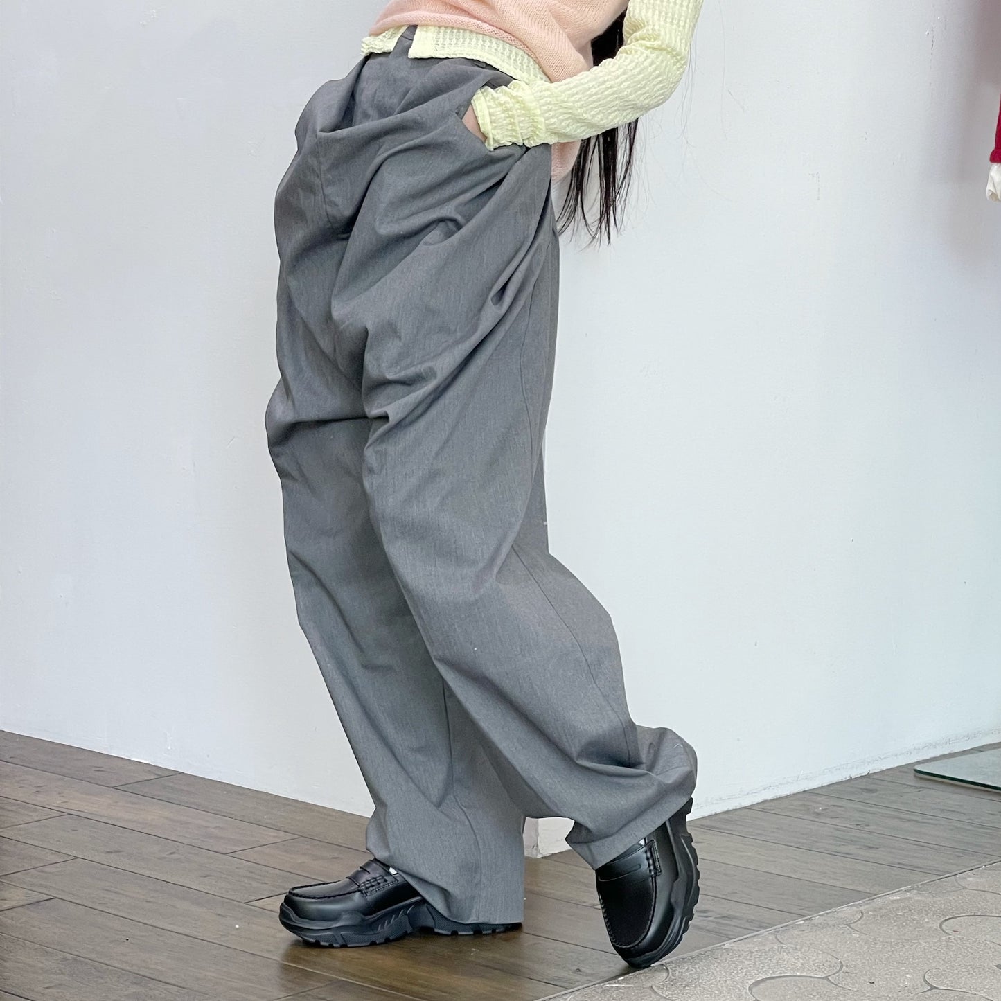 drape pants / gray / しわパンツ