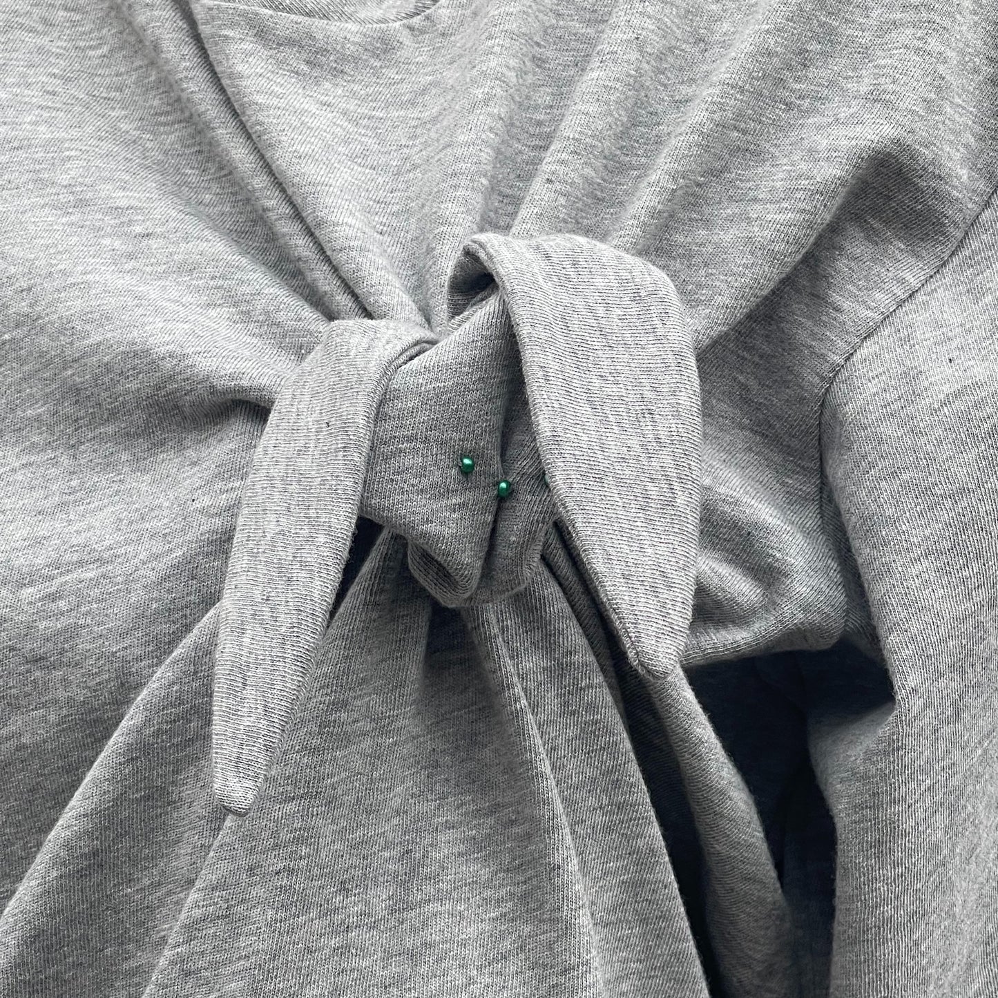 Kidding a rabbit T-shirt / GRAY / ラビットディテールトップ