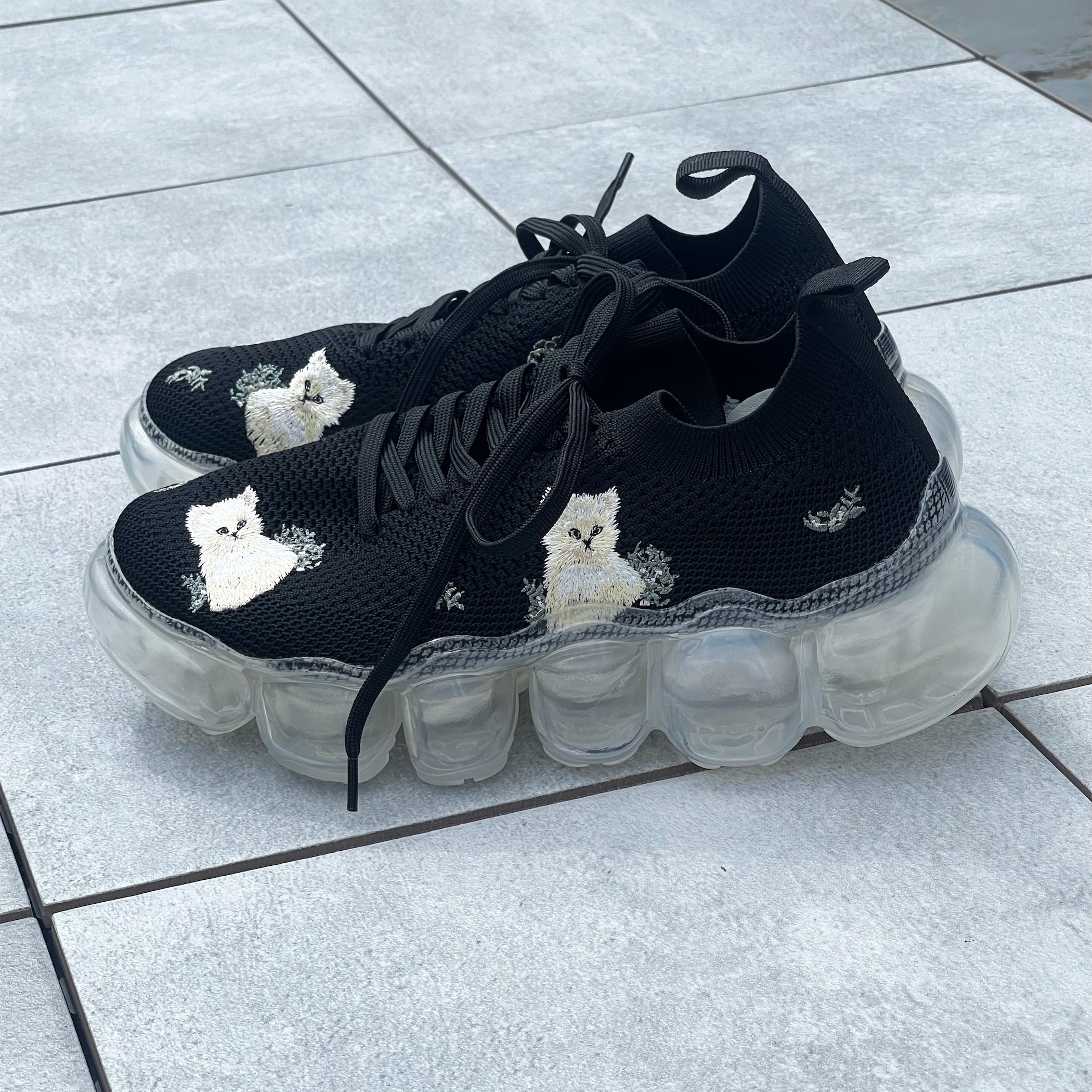 JEWELRY KITTEN EMBROIDERY / BLACK / MIKIOSAKABEスニーカー | シープ