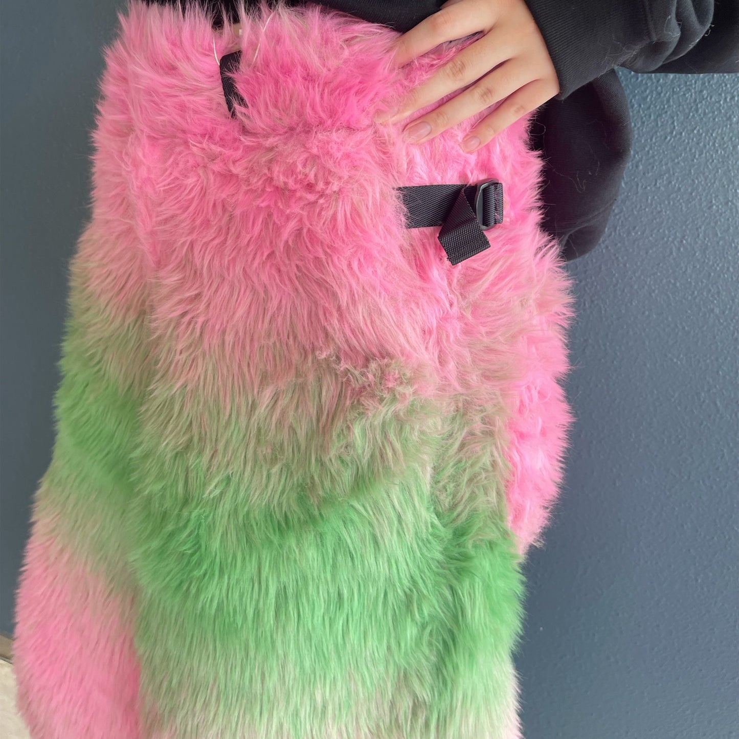 FAUX-FUR SHORT PANTS / PINK × GREEN / フェイクファーパンツ