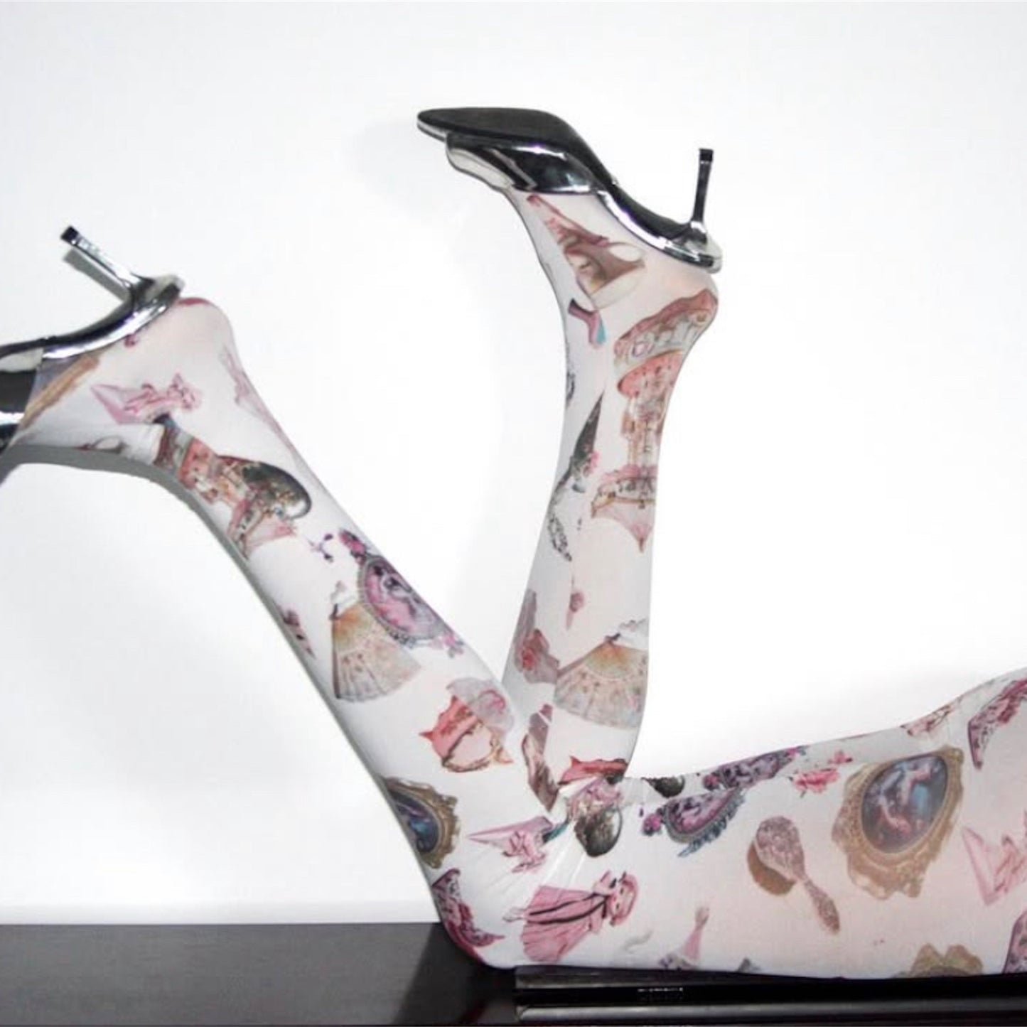 Rococo Tights / White / グラフィックプリントタイツ