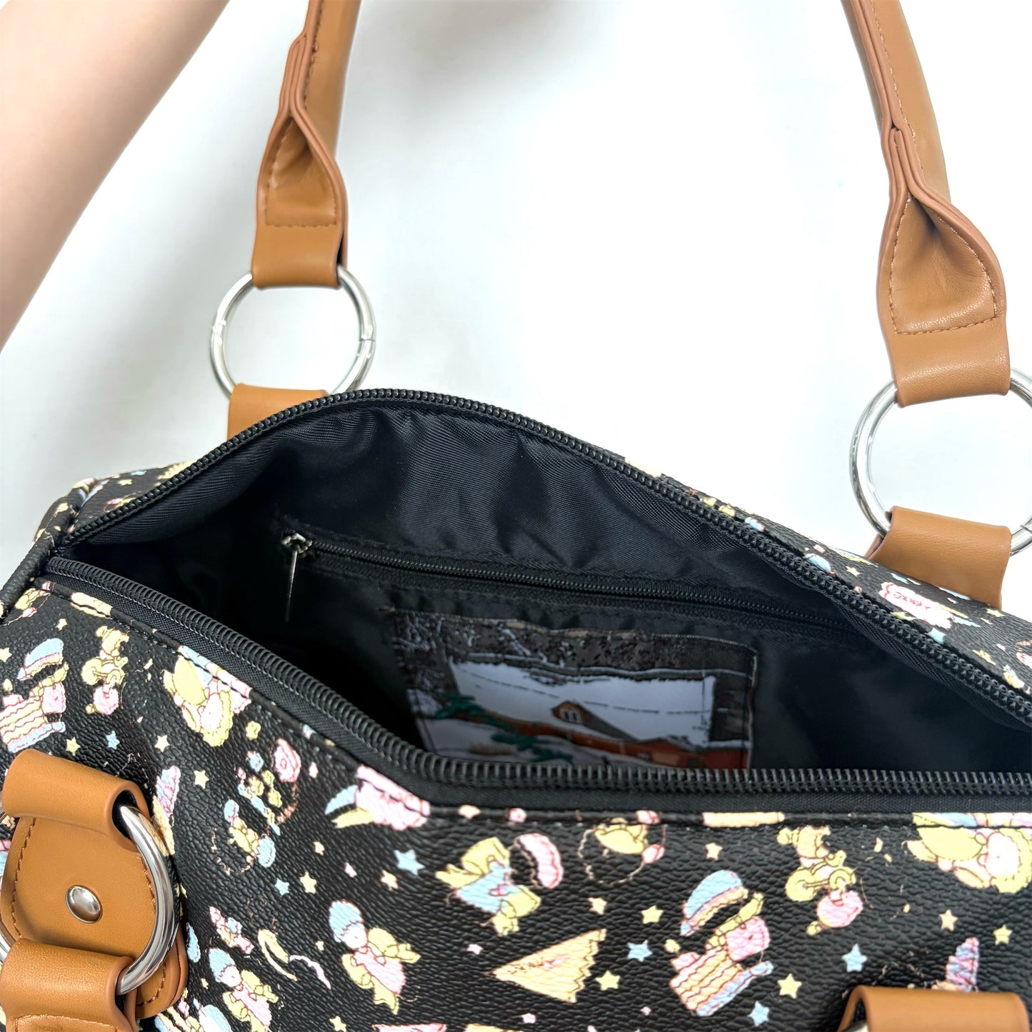 Carryall Bag / Black cartoon / ハンドバック