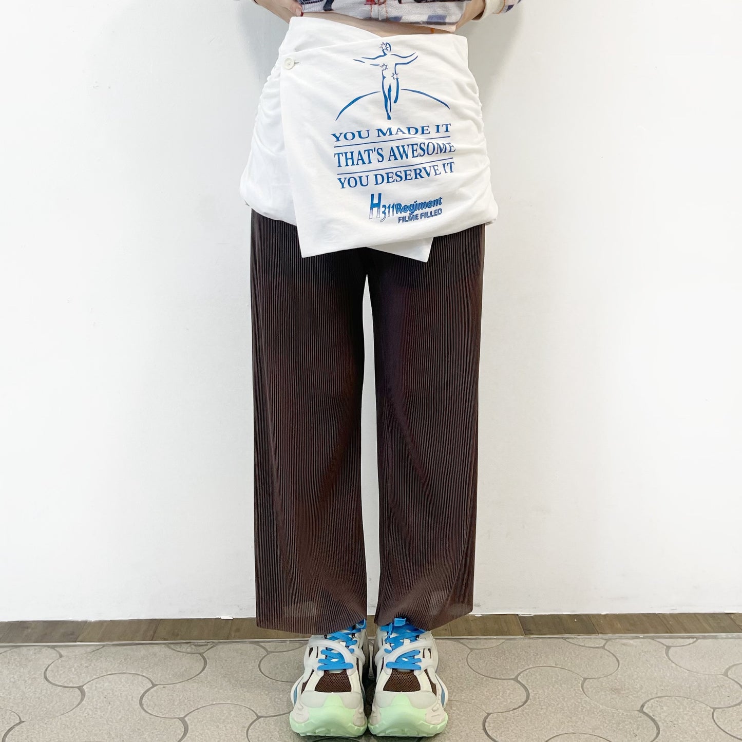 T Wrap Skirt / White / グラフィックラップスカート