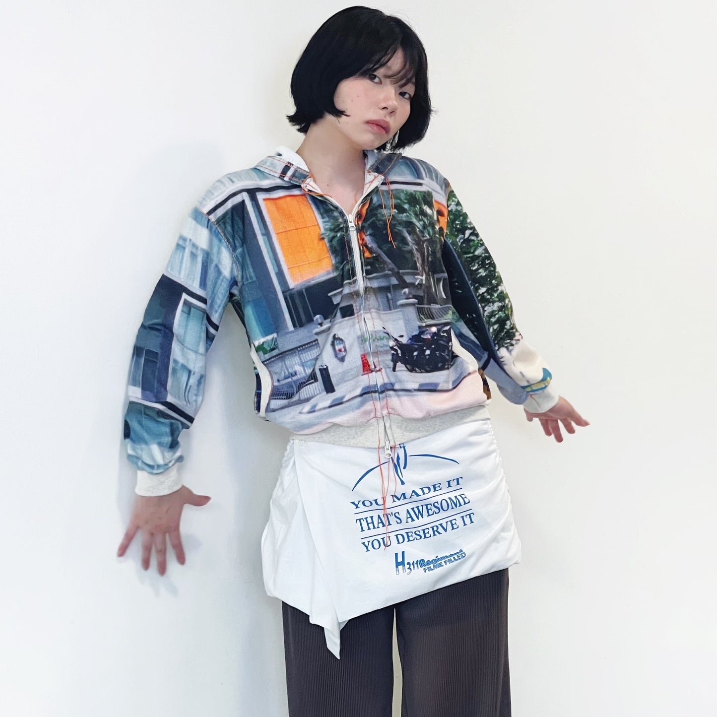 T Wrap Skirt / White / グラフィックラップスカート