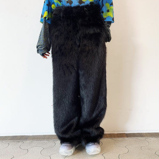 FAUX-FUR DEVIL PANTS / BLACK / フェイクファーパンツ