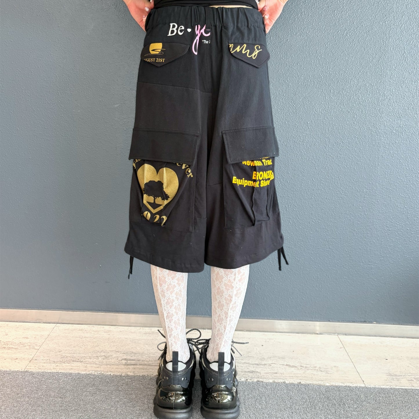 RECONSTRUCTED T/CARGO SHORTS / BLACK / ヴィンテージショートカーゴパンツ