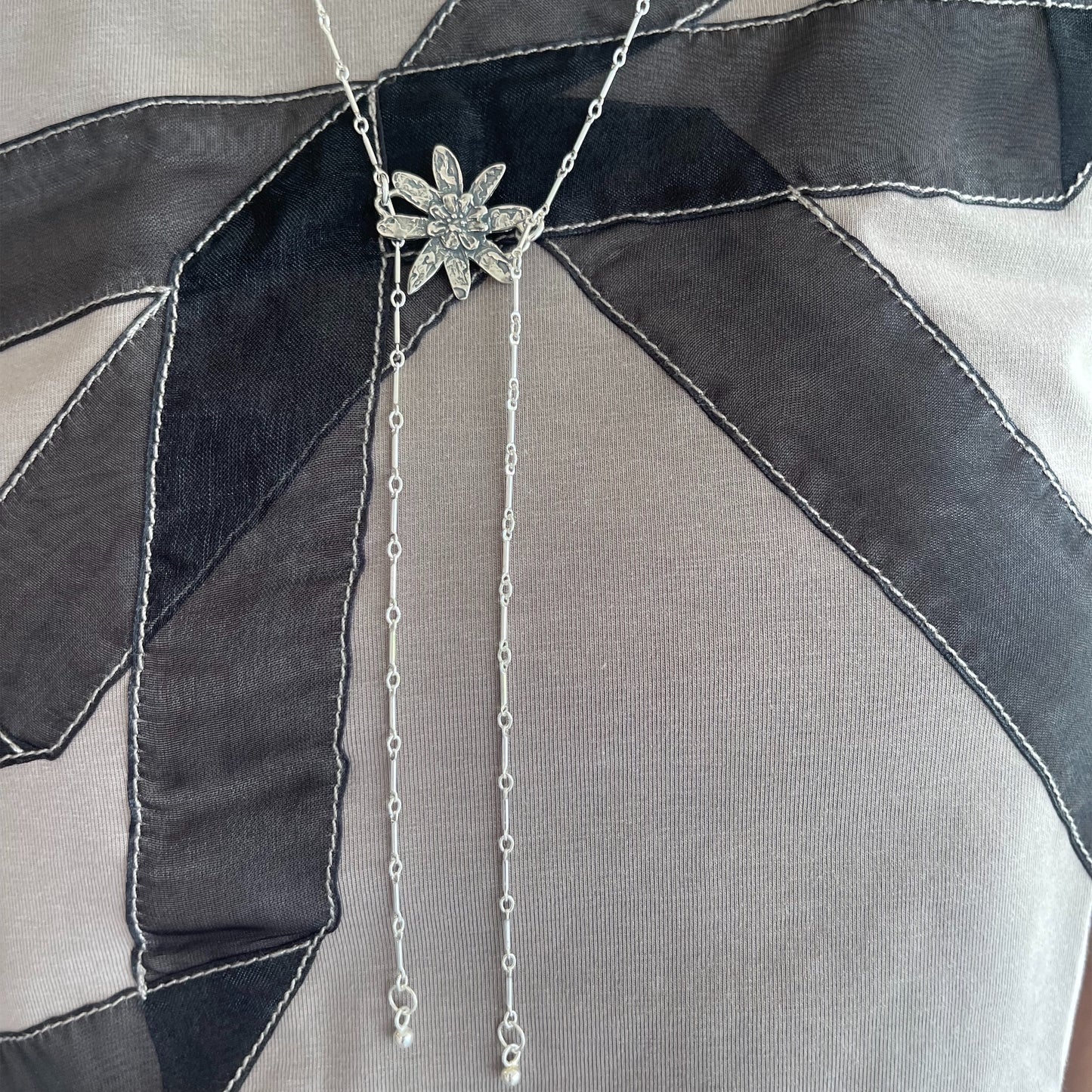 DUO NECKLACE / SILVER / フラワーネックレス