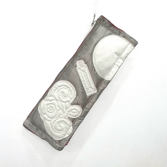 QUILTED CLUTCH / SILVER x WHITE / キルティングクラッチバッグ