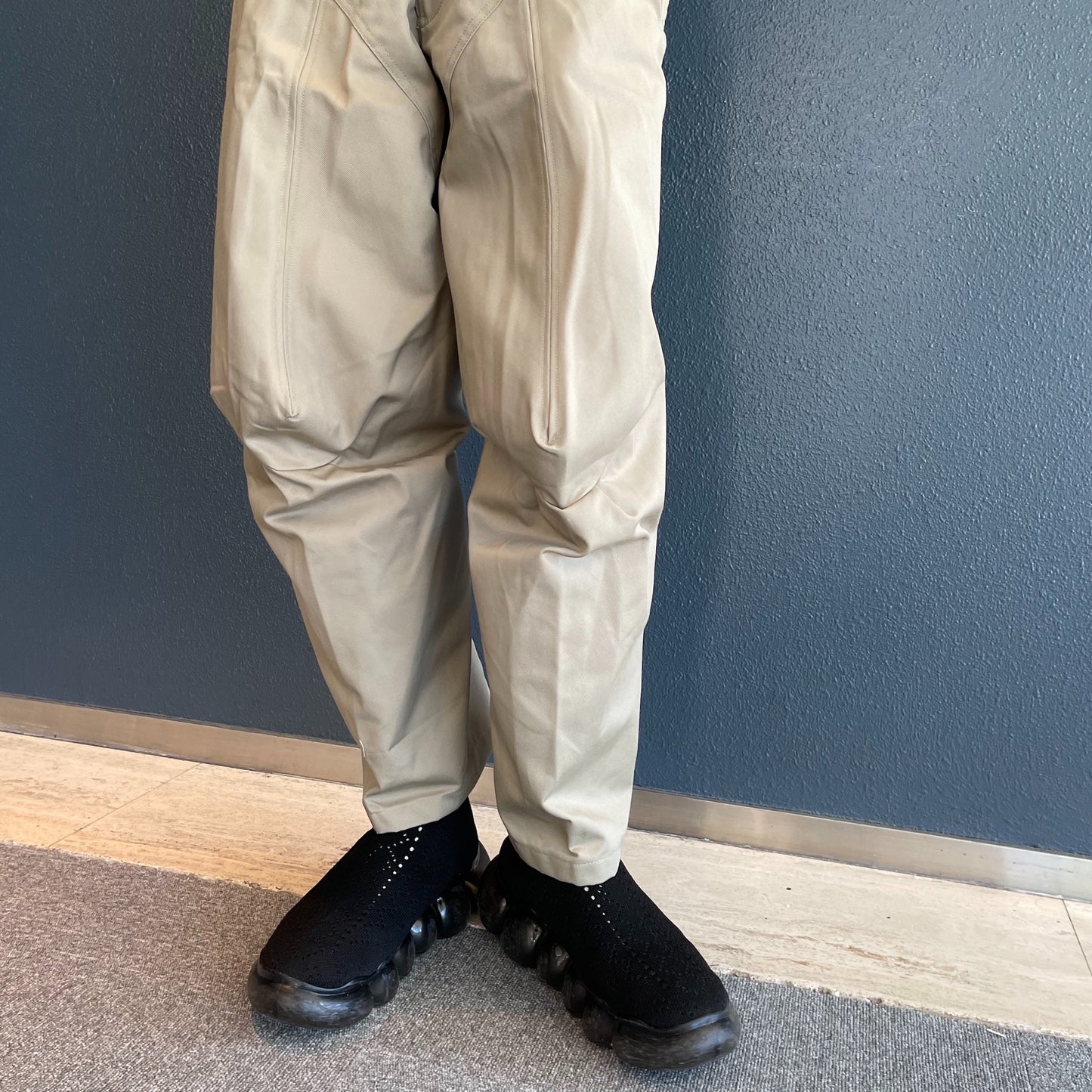 3D Knees Pants / Khaki / シルエットパンツ