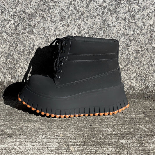 WORKER wide super light weight / BLACK × ORANGE DIP / MIKIOSAKABEコーティングシューズ