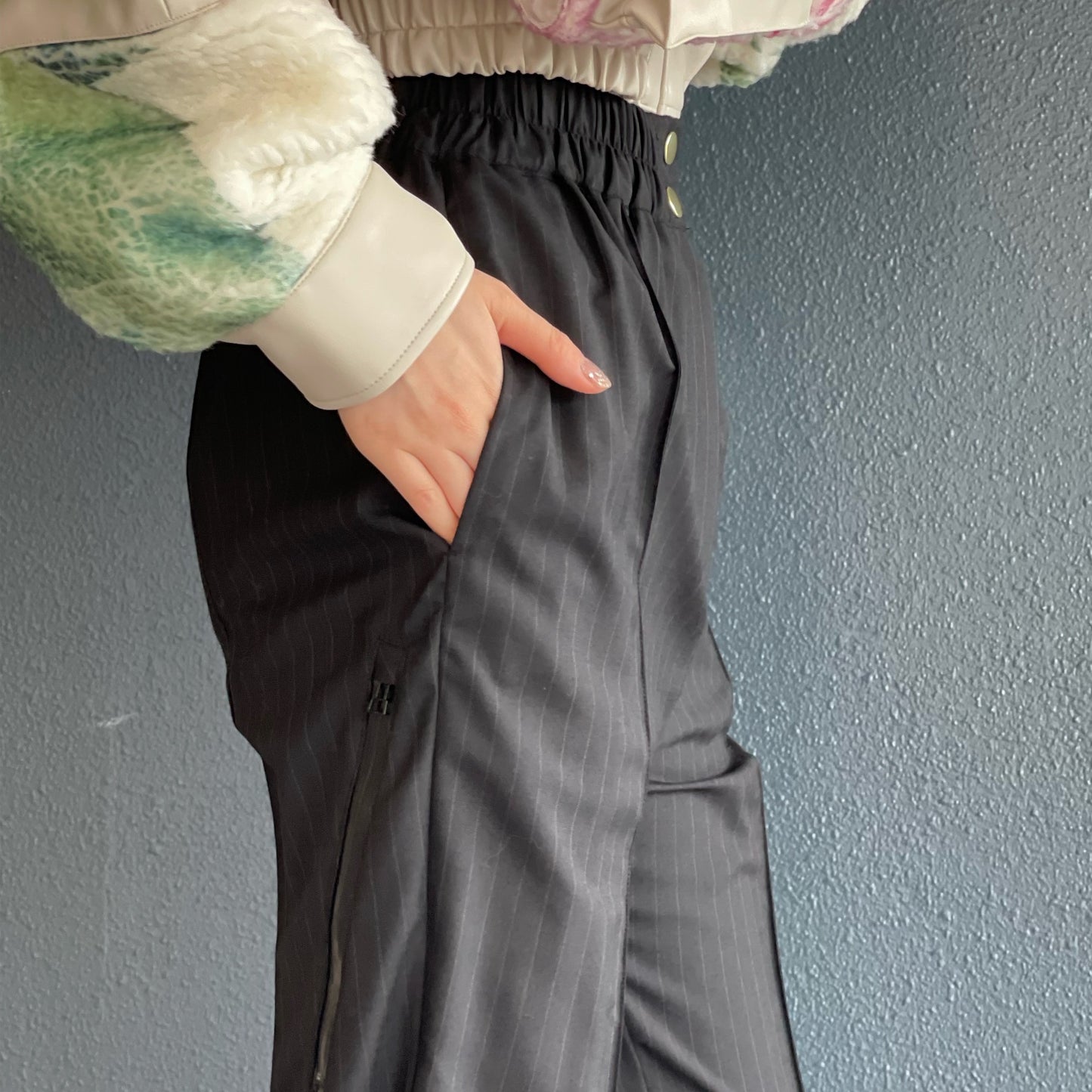 Aaron pants / Black stripe / シルエットパンツ