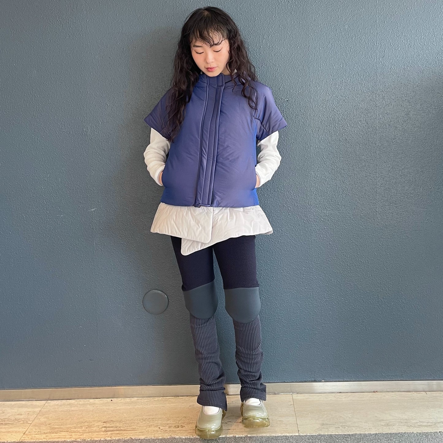 velcro volume short padding / pearl grey / ショートスリーブダウン