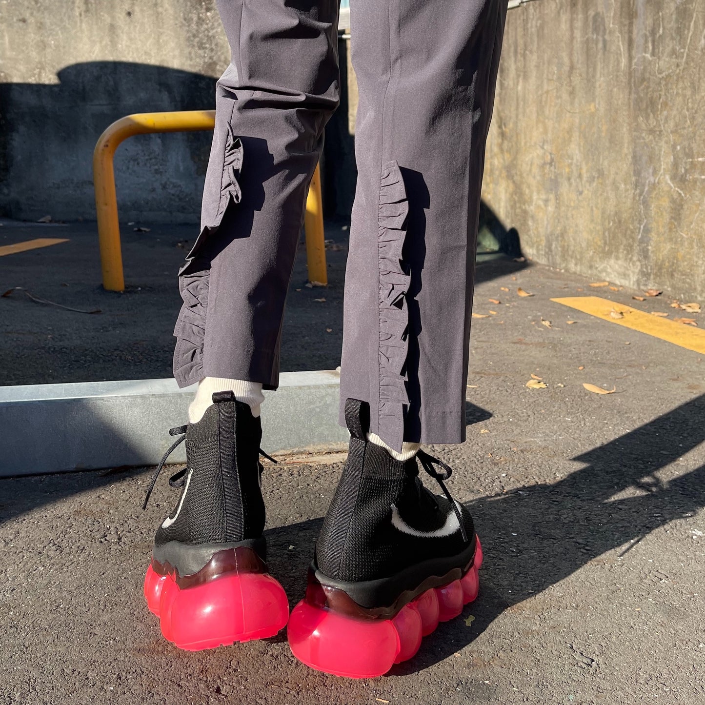 Frill long worker pants / タイトスラックス