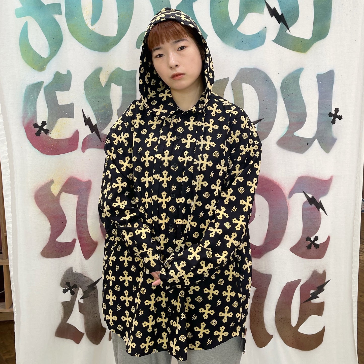 Ghostie hood shirt / BLACK×YELLOW / フードシャツ
