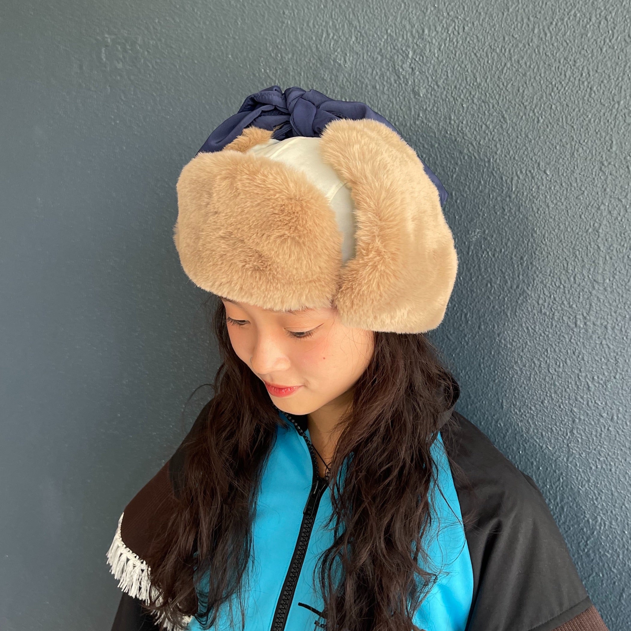 RIBBON ESKIMO CAP / WHITE x BEIGE / リボンエスキモーキャップ