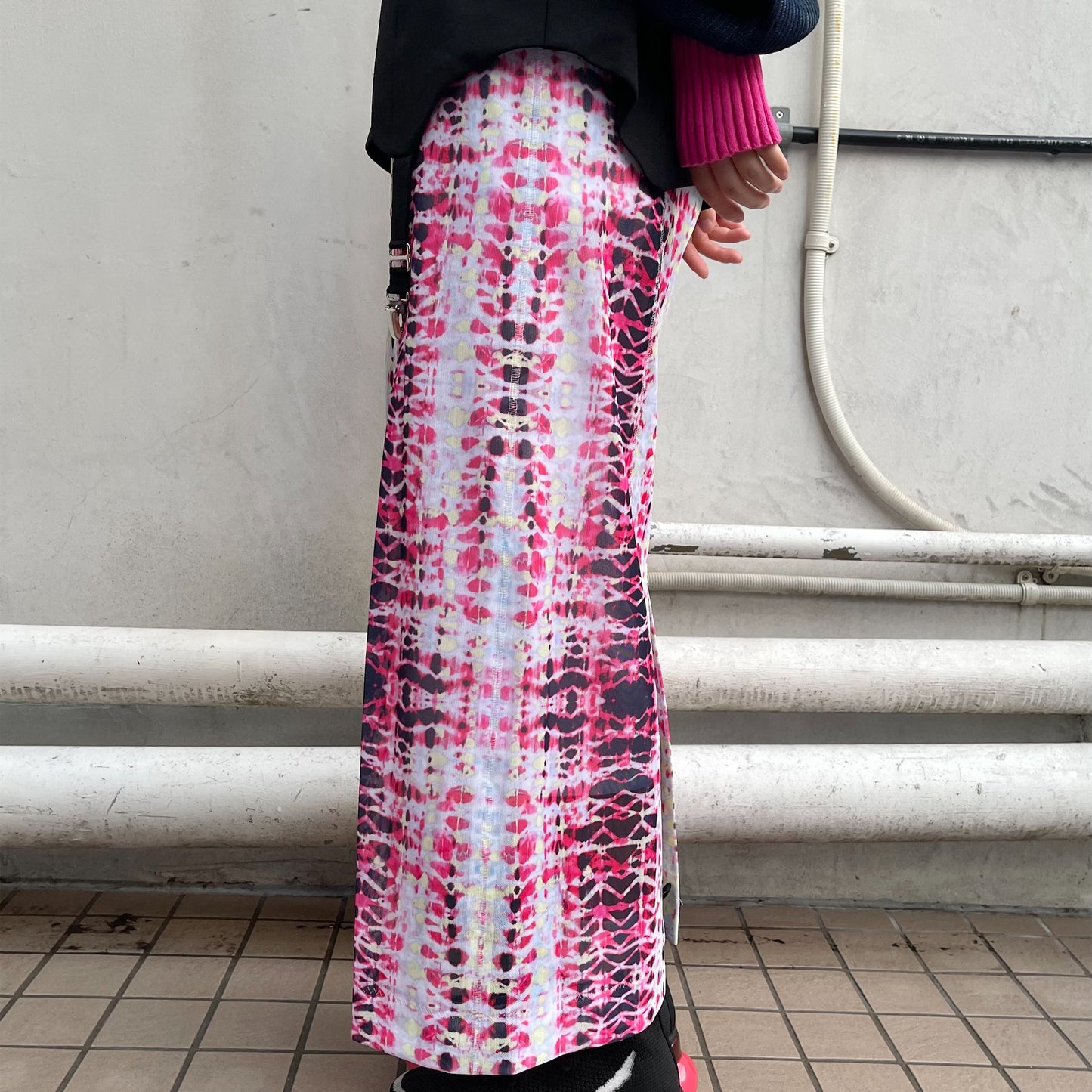 skirt under the skirt / pink / グラフィックスカート