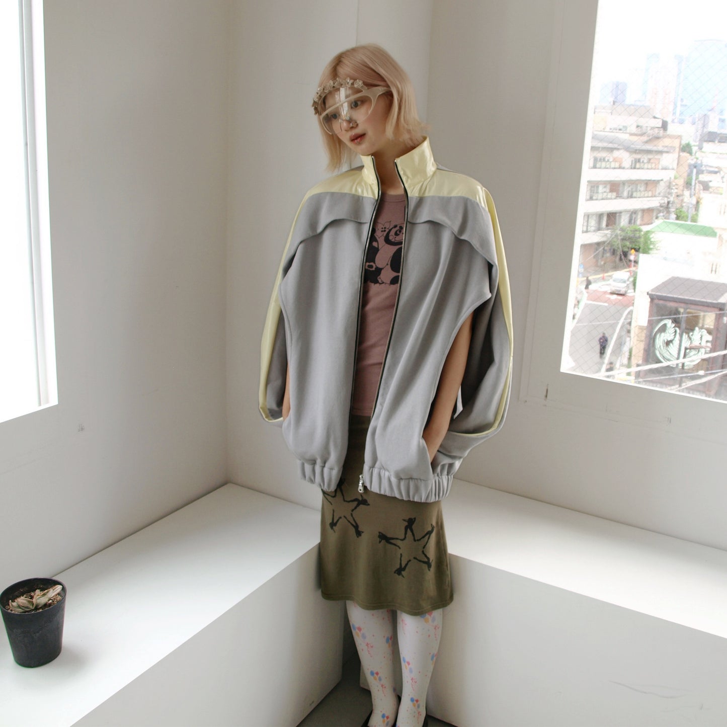 TWISTED TRACK JACKET / CREAM x GREY / ツイストトラックジャケット