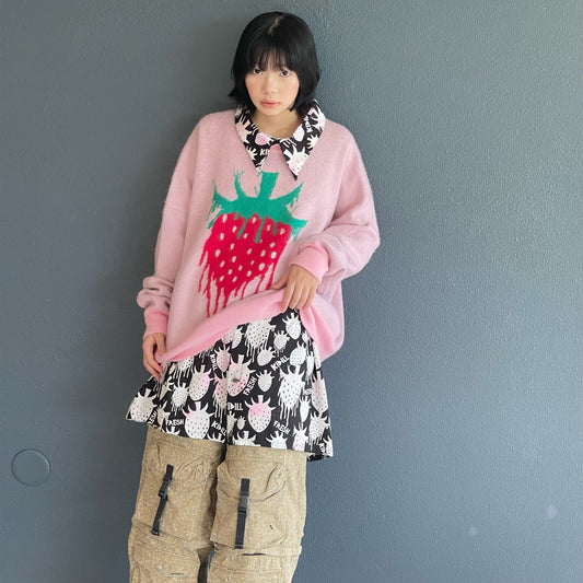 STRAWBERRY OVERSIZED SHIRT / BLACK × WHITE STRAWBERRY / ストロベリーシャツ【Brett Westfallコラボレーション】