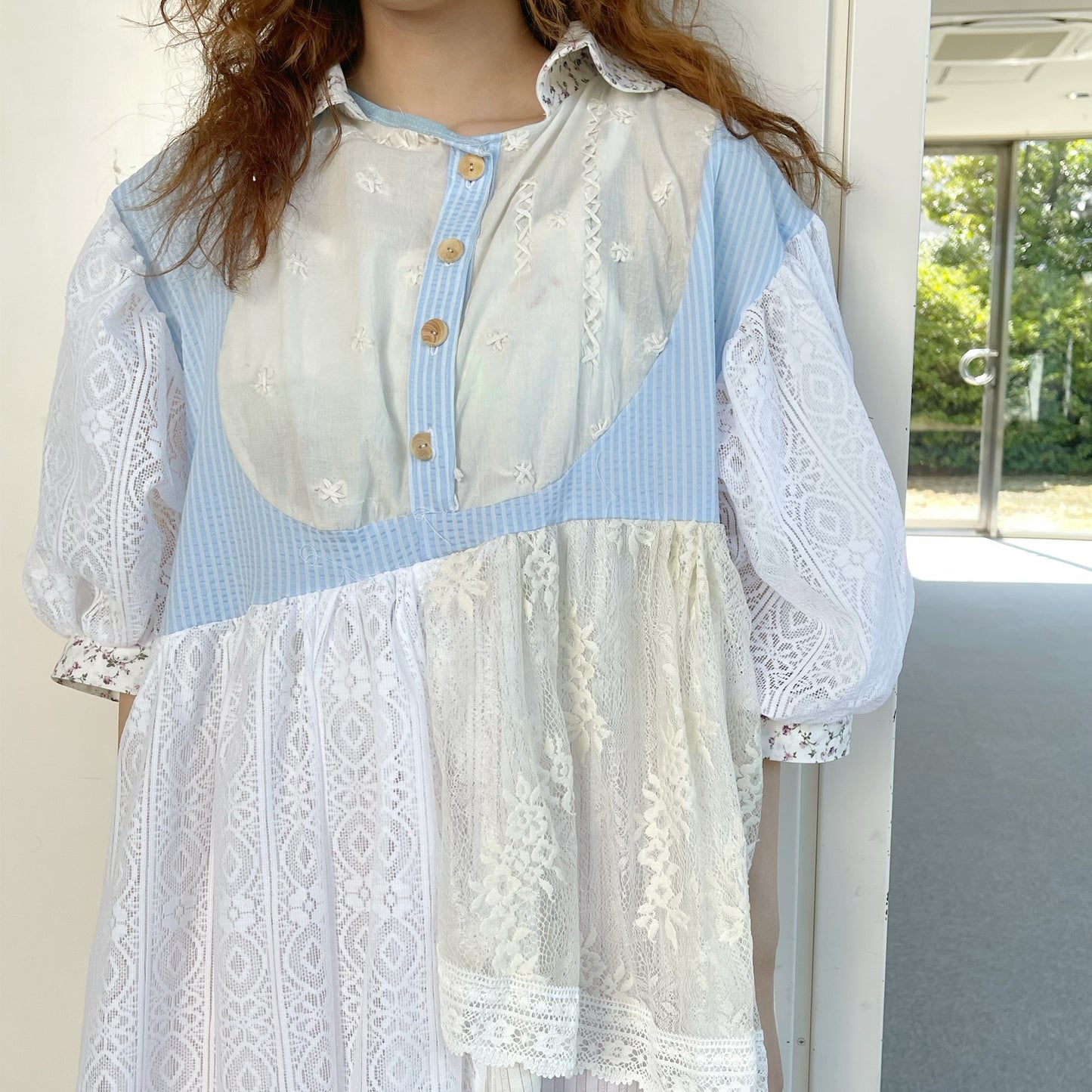 Free hand dress / White × Blue / フリーハンドドレス