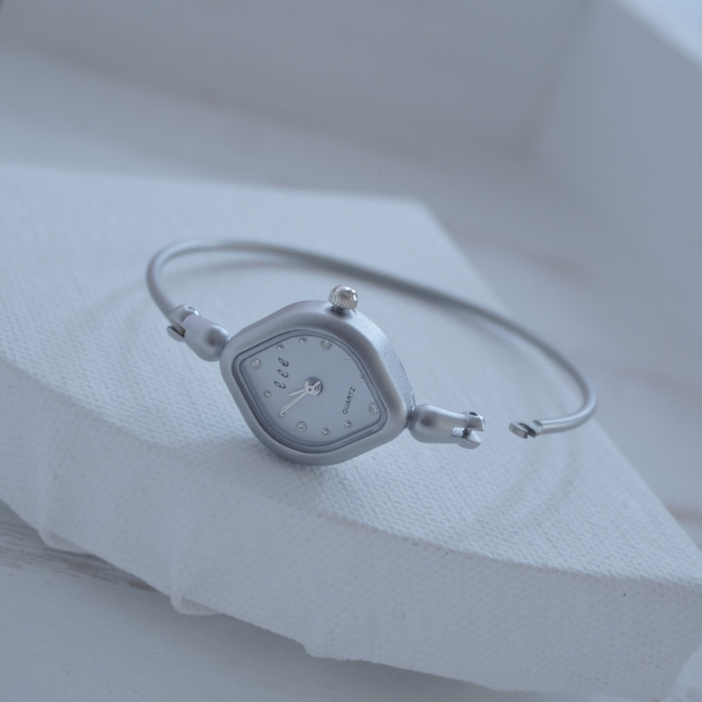2 DIA Watch / 腕時計