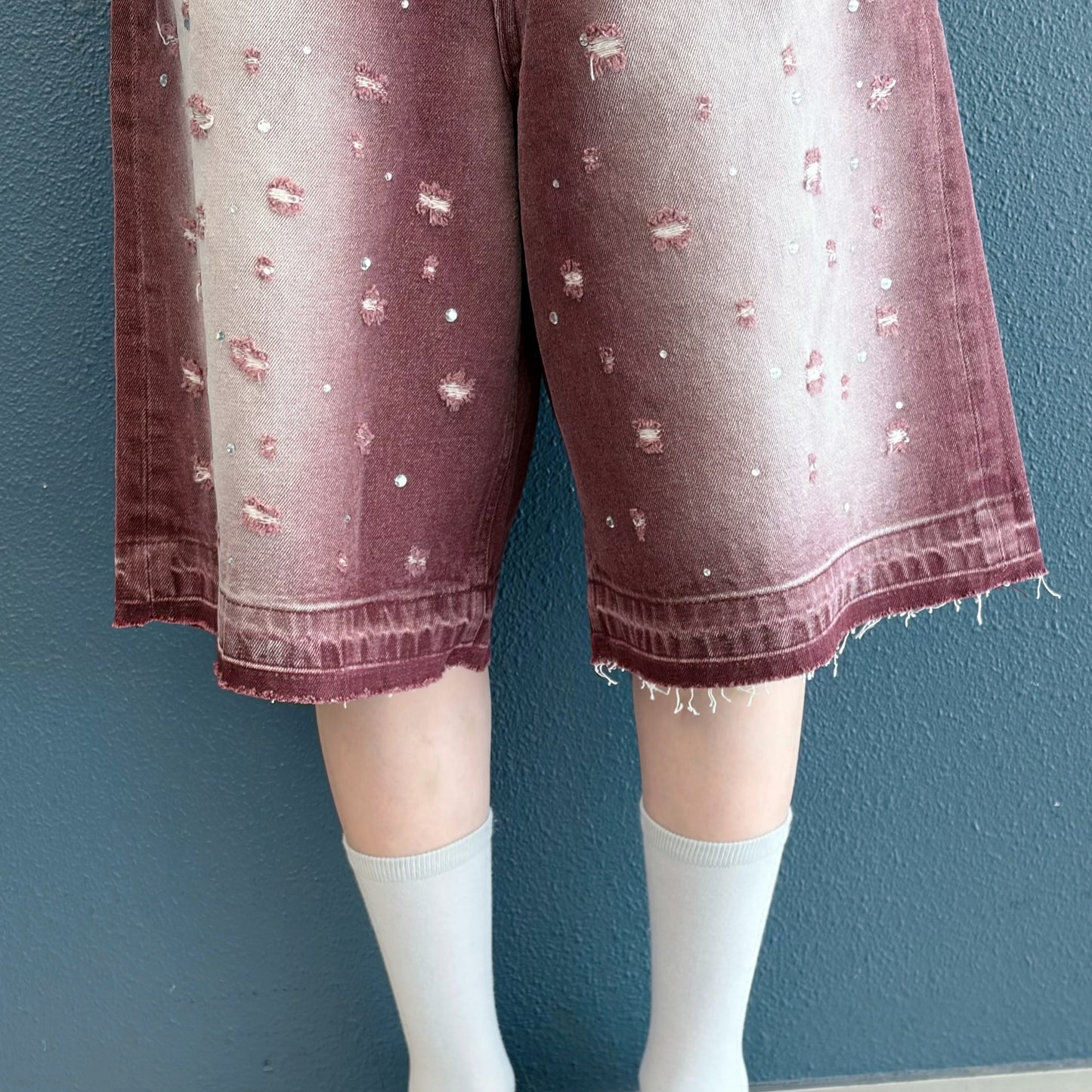 Damaged Stone Bermuda Shorts / Wine / ダメージデニムハーフパンツ