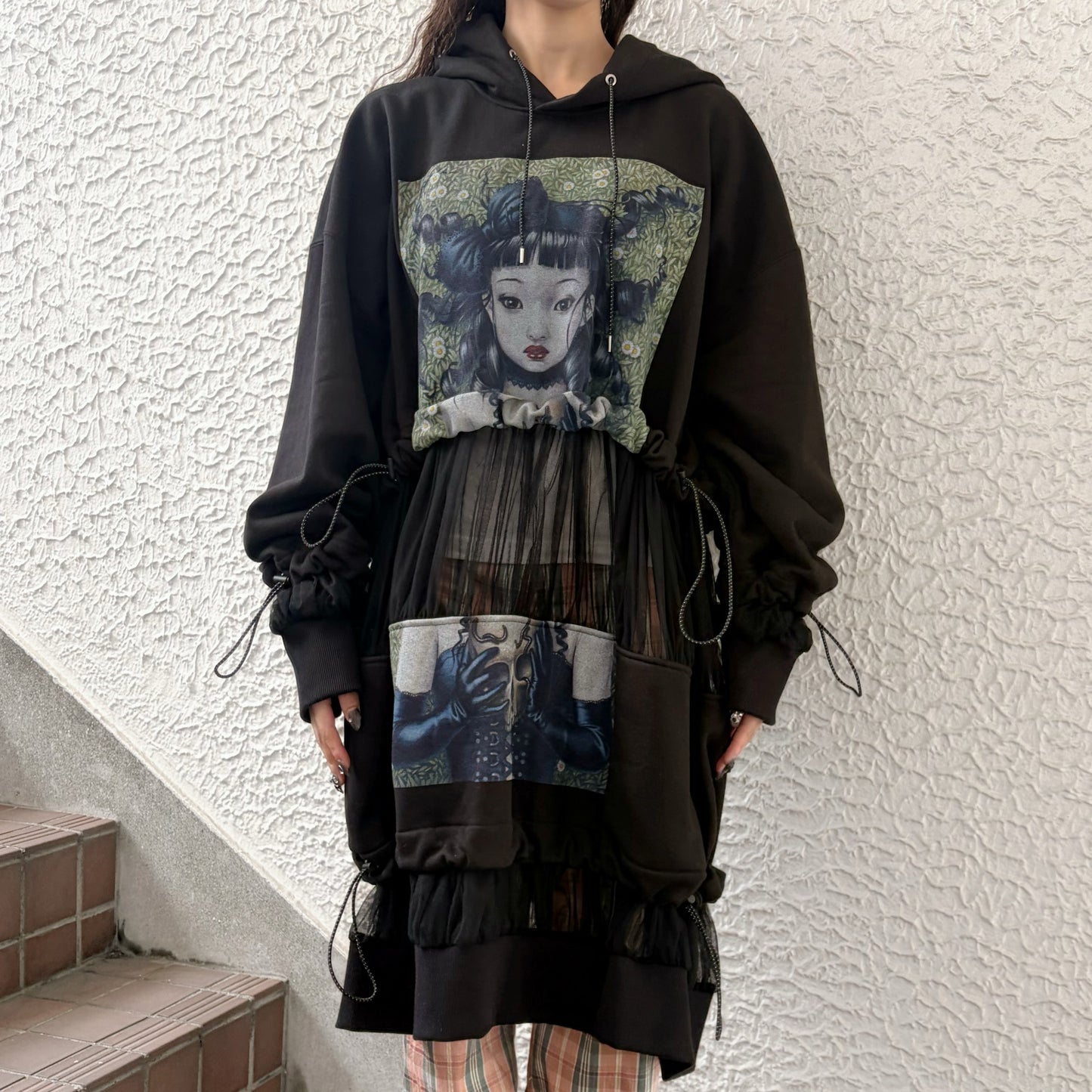 GRAVE ROBBER PULLOVER SWEAT ARTWORK BY TREVOR BROWN / BLACK / オーバーサイズスウェット