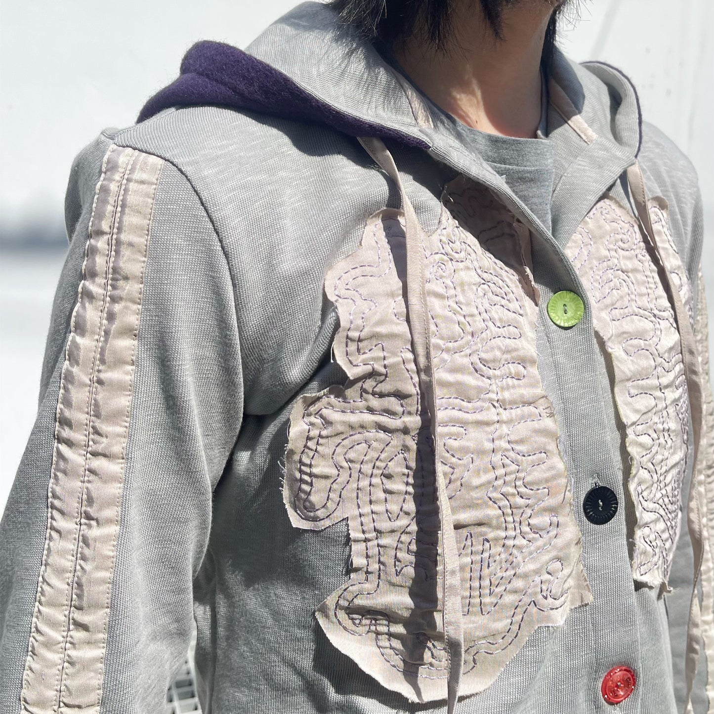 Patched Hoodie / Gray / 刺繍パッチフーディー