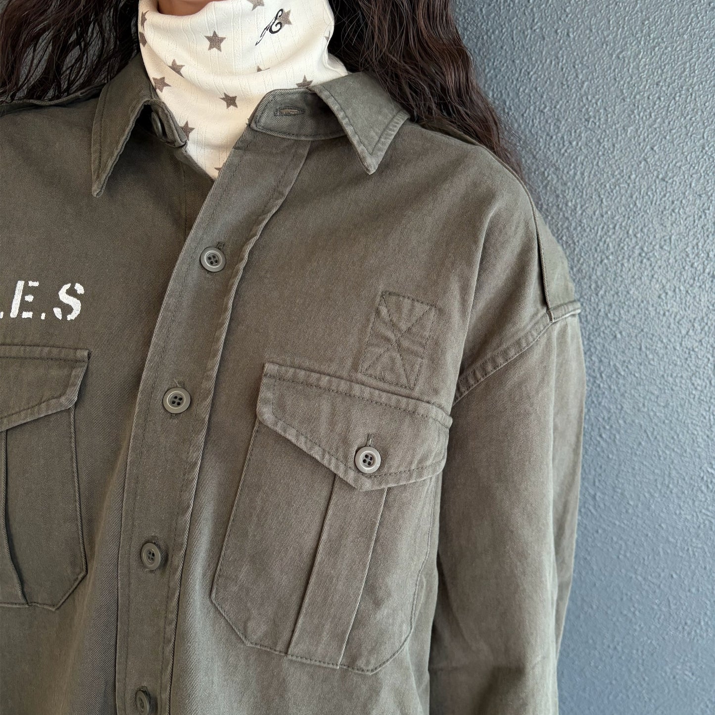 [F.E.E.S] boxy fatigue shirt / khaki / ボックスシャツ
