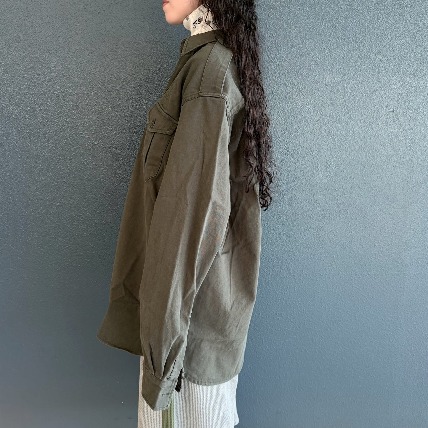 [F.E.E.S] boxy fatigue shirt / khaki / ボックスシャツ