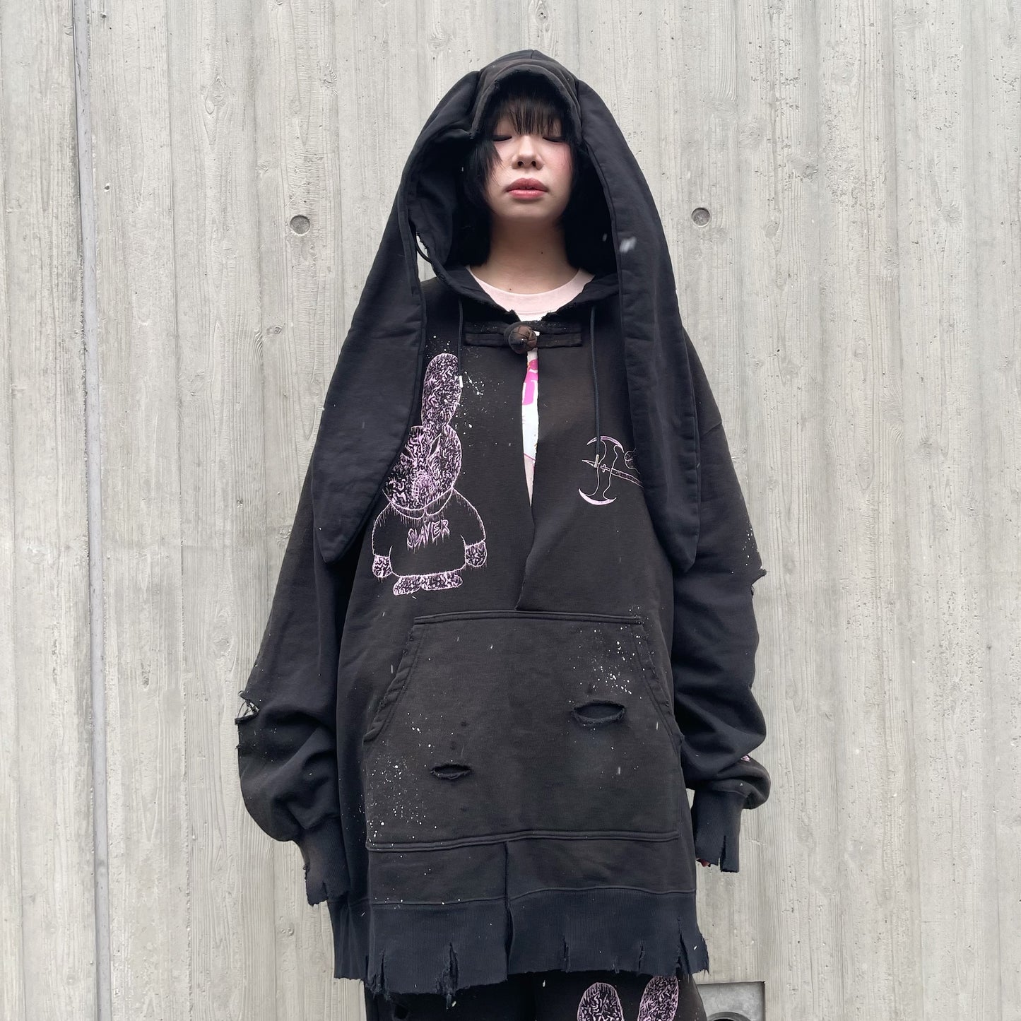 DESTROYED BUNNY HOODIE BIOSTONE WASHED DAMAGE STAIN PROCESSED / BLACK / うさ耳フーディー
